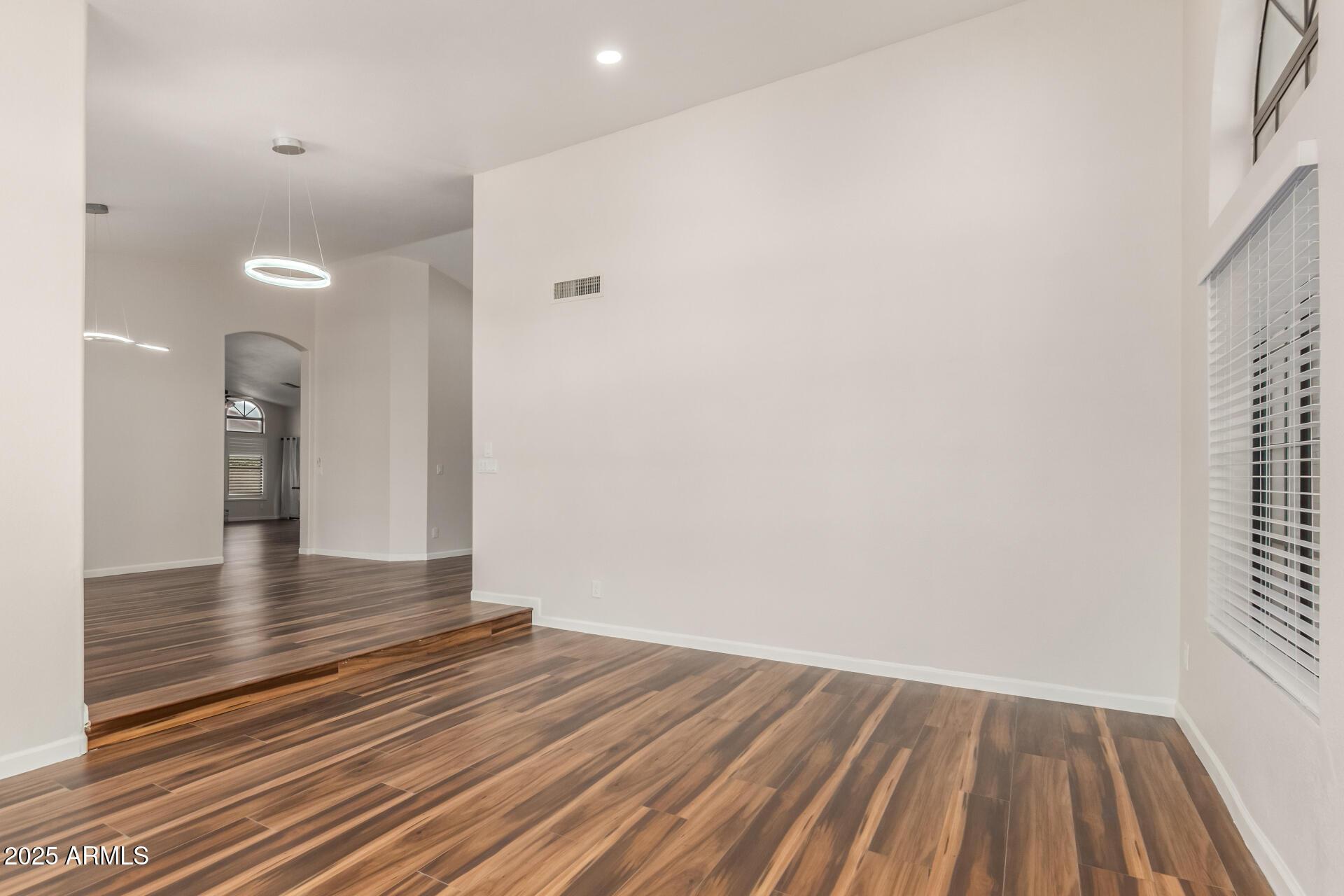 Gilbert, Arizona, 85233, United States, 4 Bedrooms Bedrooms, ,2 BathroomsBathrooms,Residential,For Sale,1983748