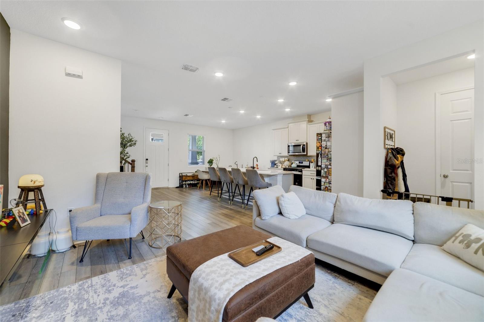CELEBRATION, Florida, 34747, United States, 3 Bedrooms Bedrooms, ,3 BathroomsBathrooms,Residential,For Sale,1923749