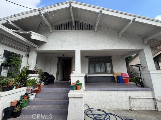 East Los Angeles, California, 90023, United States, 4 Bedrooms Bedrooms, ,Residential,For Sale,1986062