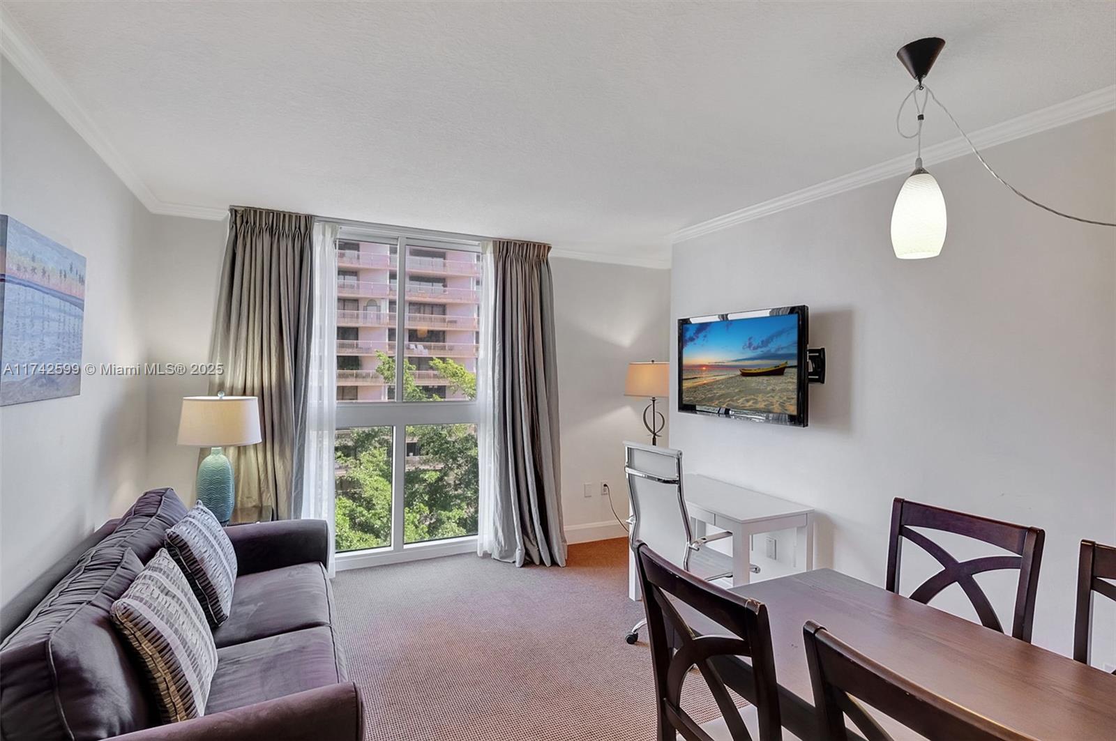 Miami, Florida, 33133, United States, 1 Bedroom Bedrooms, ,1 BathroomBathrooms,Residential,For Sale,1705108