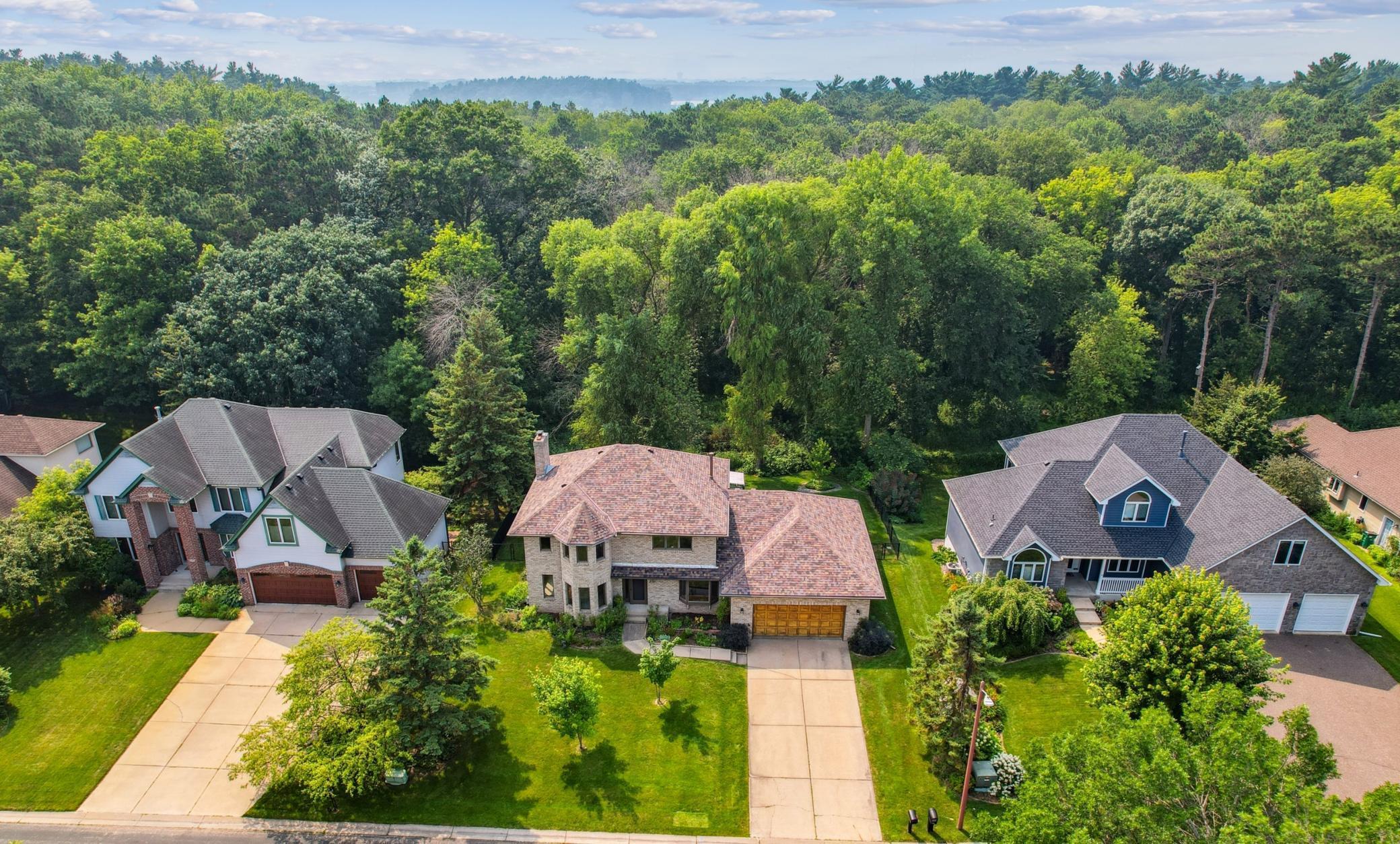 Vadnais Heights, Minnesota, 55127, United States, 3 Bedrooms Bedrooms, ,3 BathroomsBathrooms,Residential,For Sale,1912399