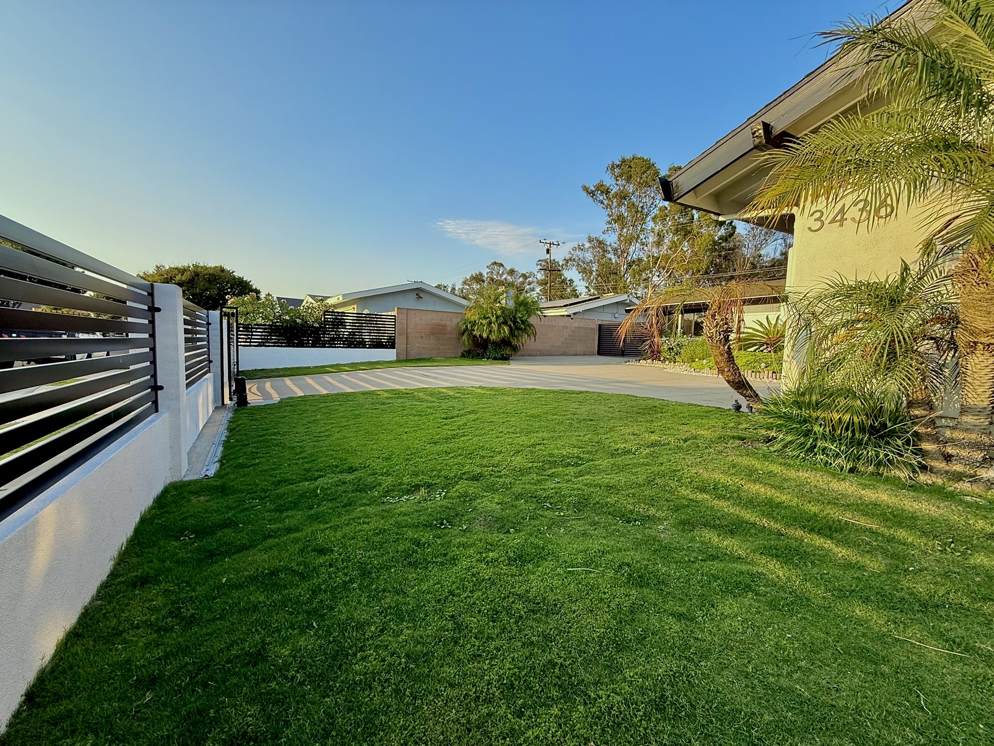 Los Alamitos, California, 90720, United States, 5 Bedrooms Bedrooms, ,4 BathroomsBathrooms,Residential,For Sale,1895084