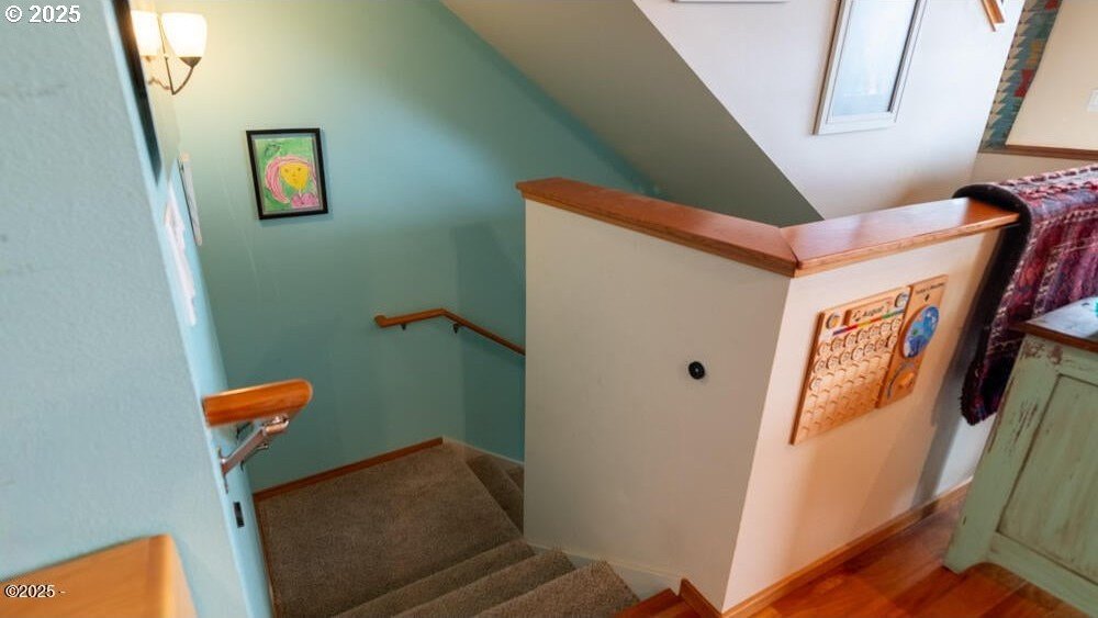 Depoe Bay, Oregon, 97341, United States, 3 Bedrooms Bedrooms, ,4 BathroomsBathrooms,Residential,For Sale,1939228