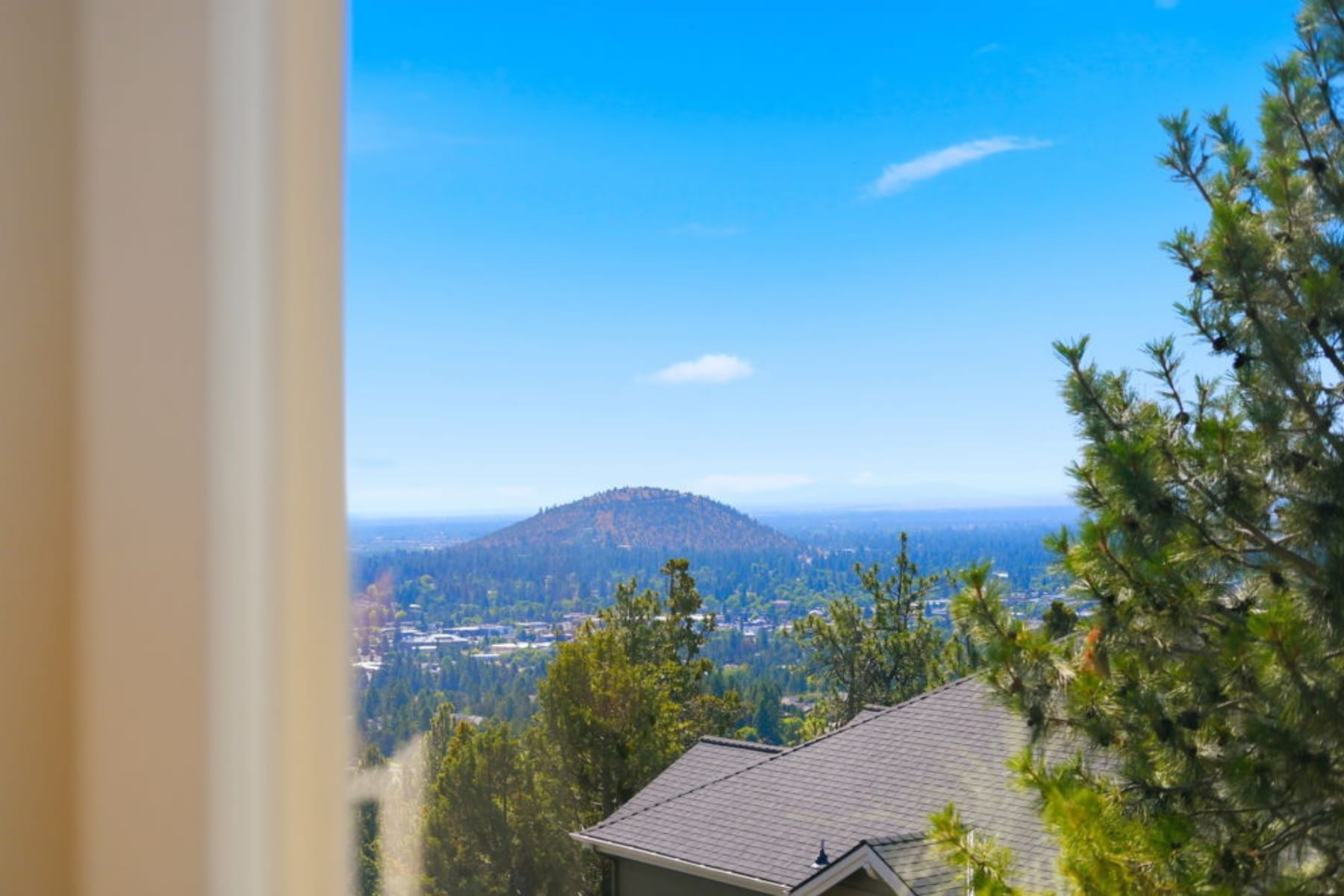  1019 NW Hale Court Bend, OR 97703 - 物件實景