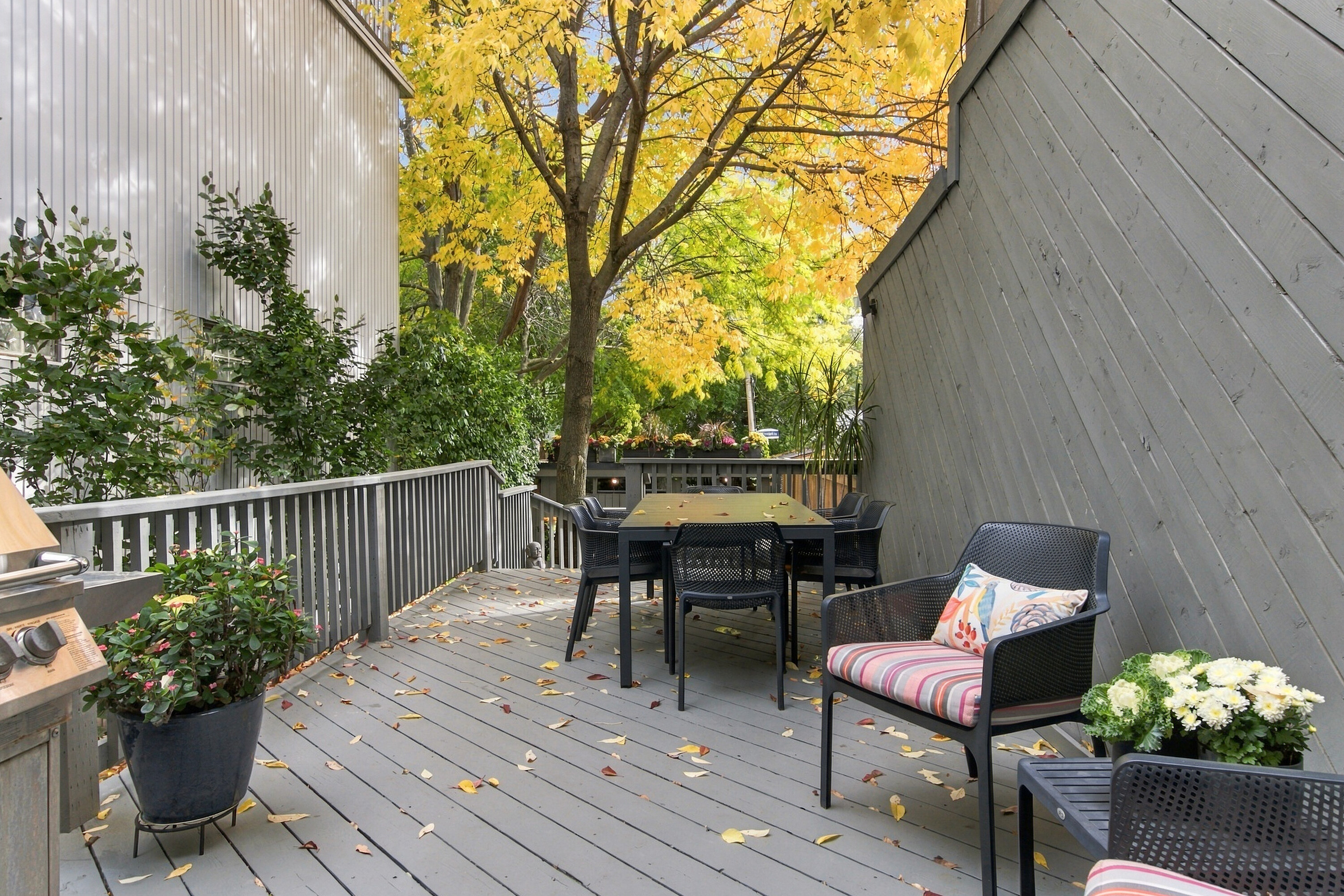  411 Wellesley Street E - 物件實景