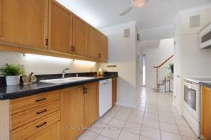 Stittsville, Ontario, K2S 1J8, CA, 3 Bedrooms Bedrooms, ,3 BathroomsBathrooms,Residential,For Sale,1998385