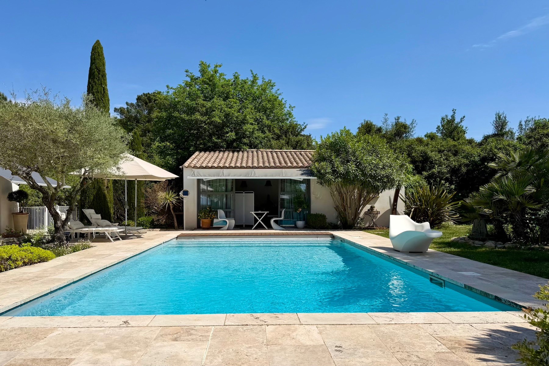  Uzès - Refined Architect-Designed Villa with Pool and Lush Gardens - 物件實景