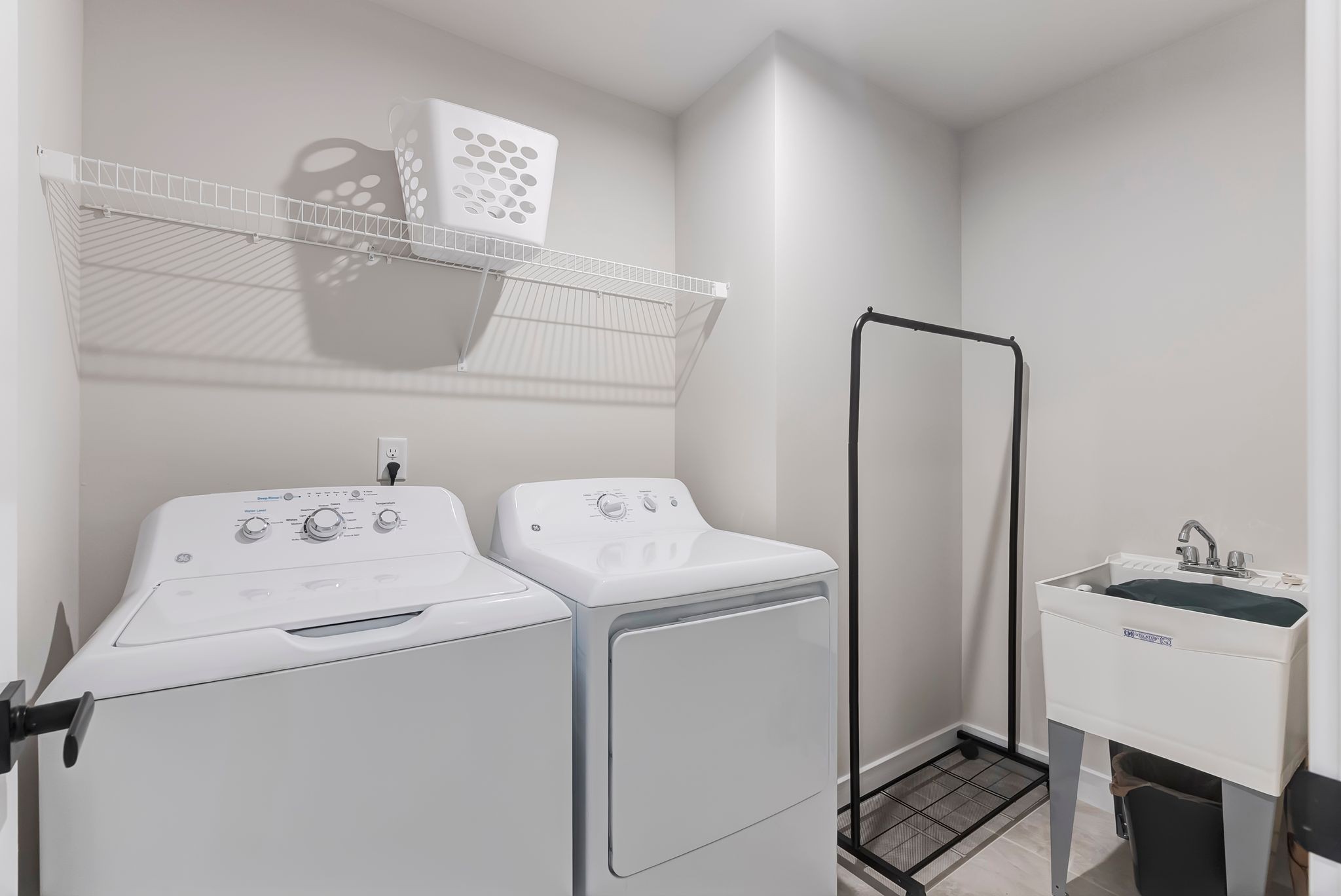  1038 Mountain View Dr, Thompsons Station, TN, 37179 - 物件實景