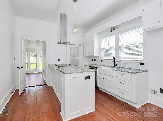 Charlotte, North Carolina, 28213, United States, 5 Bedrooms Bedrooms, ,3 BathroomsBathrooms,Residential,For Sale,1847572