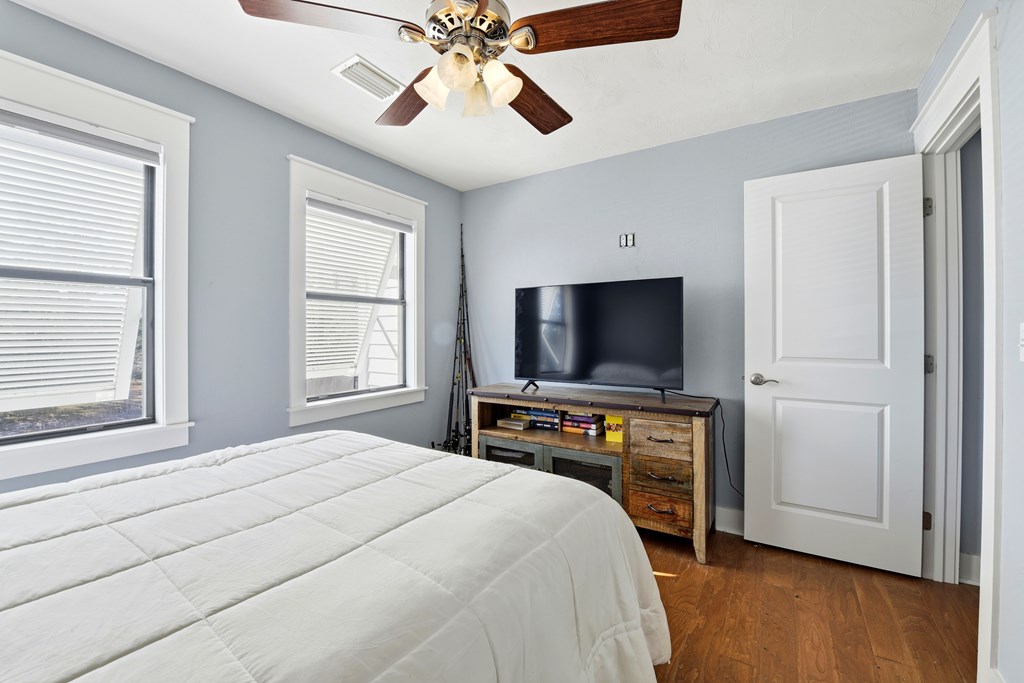 St. George Island, Florida, 32328, United States, 4 Bedrooms Bedrooms, ,2 BathroomsBathrooms,Residential,For Sale,2005204