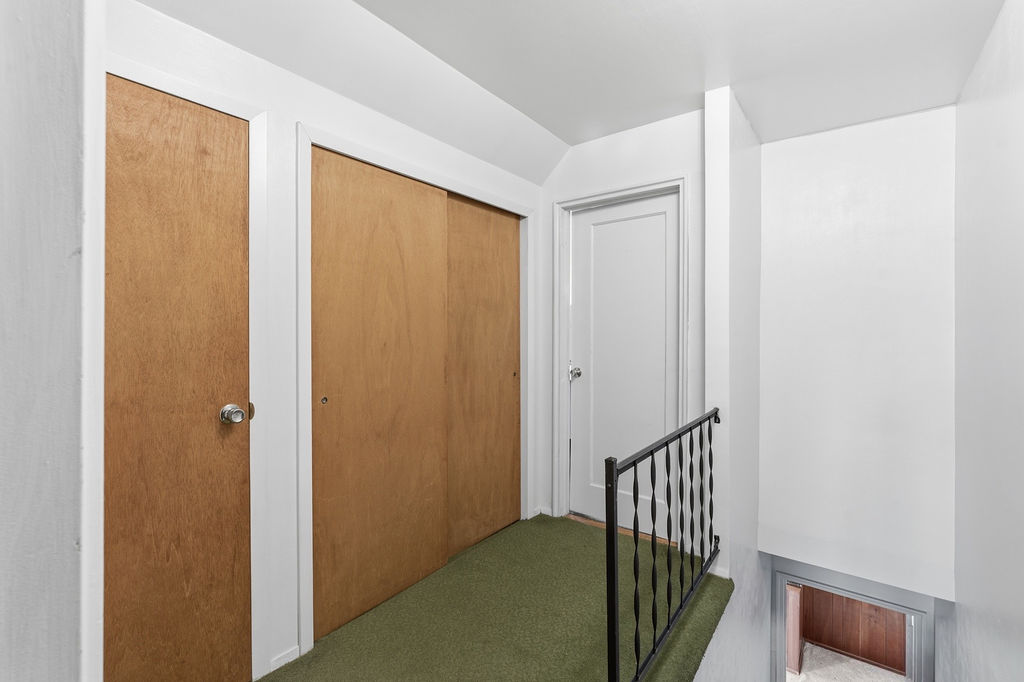 Howard Beach, New York, 11414, United States, 4 Bedrooms Bedrooms, ,1 BathroomBathrooms,Residential,For Sale,2005668