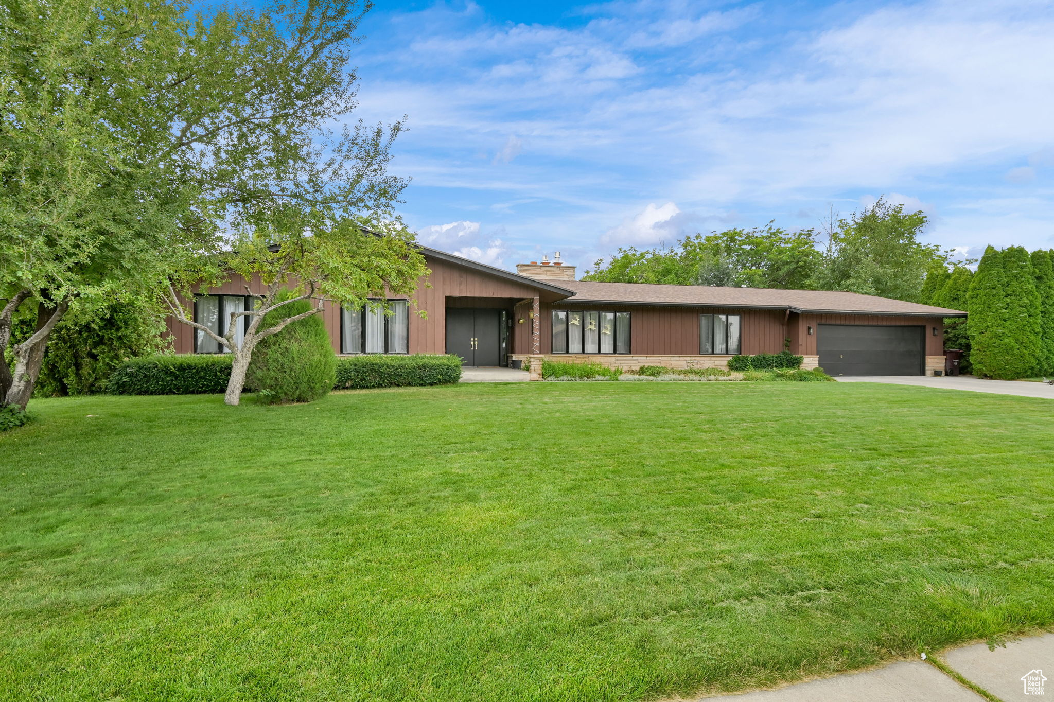 Roy, Utah, 84067, United States, 4 Bedrooms Bedrooms, ,3 BathroomsBathrooms,Residential,For Sale,1906486