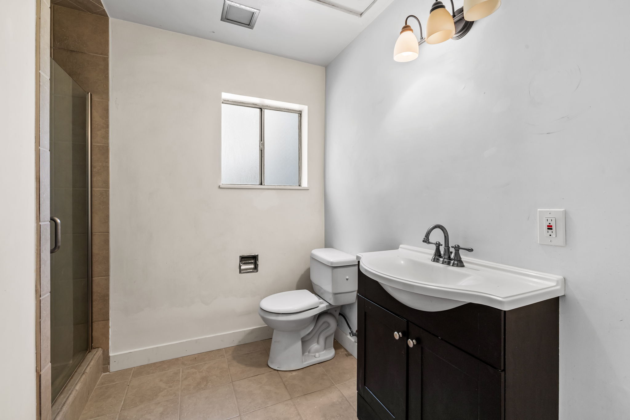 Del Rey Oaks, California, 93940, United States, 4 Bedrooms Bedrooms, ,2 BathroomsBathrooms,Residential,For Sale,1899502