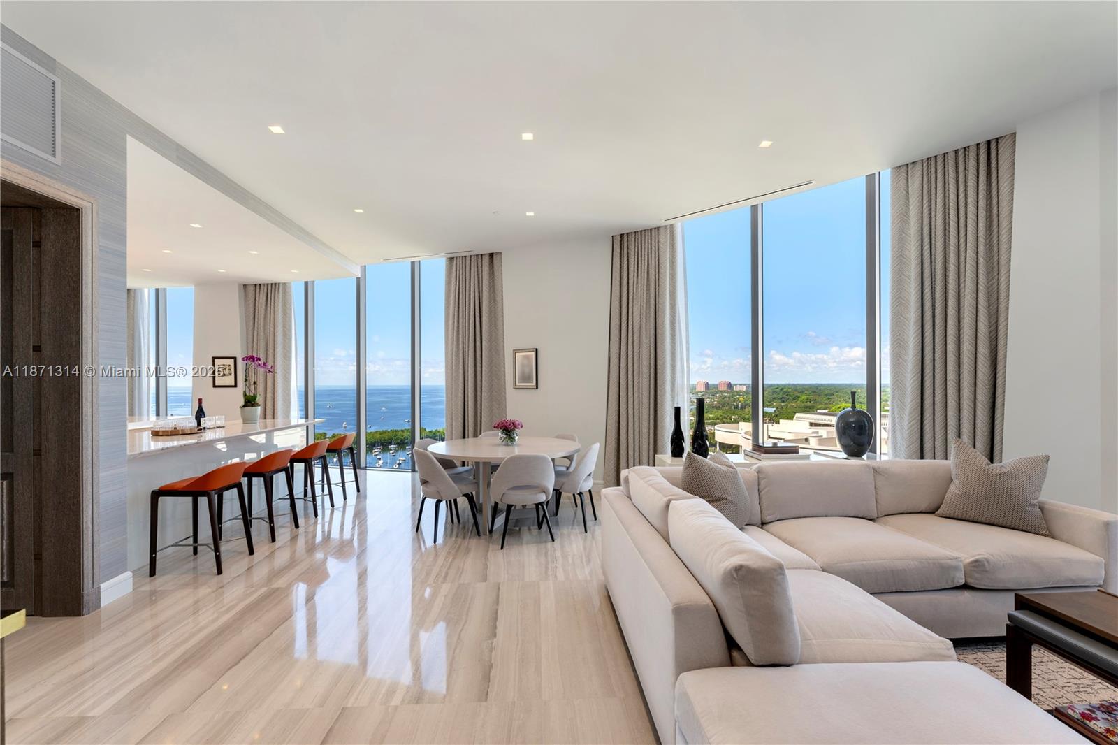Coconut Grove, Florida, 33133, United States, 4 Bedrooms Bedrooms, ,5 BathroomsBathrooms,Residential,For Sale,1939208