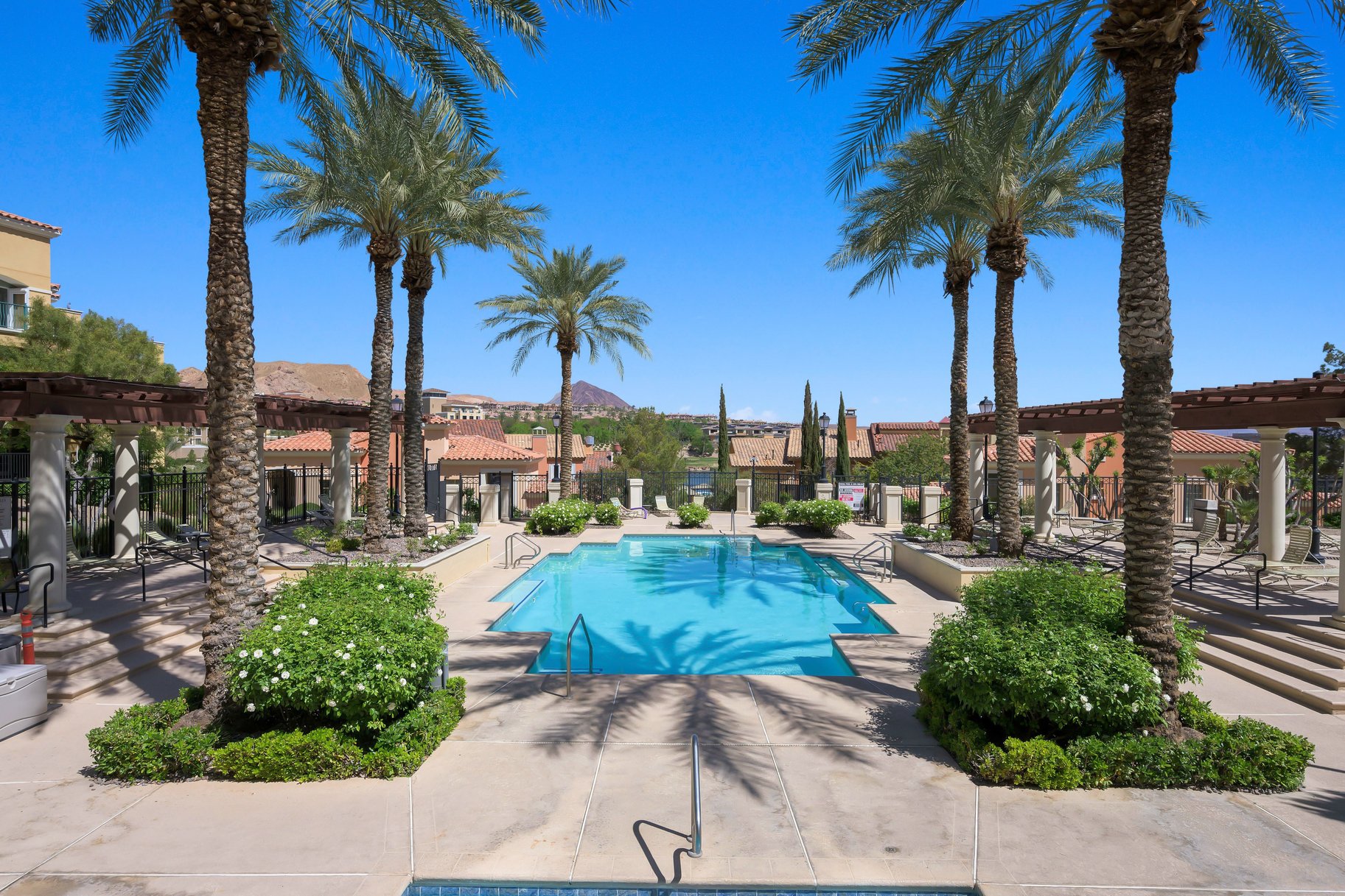  Luxury Lake Las Vegas Living in the Heart of Viera Resort Community - 物件實景