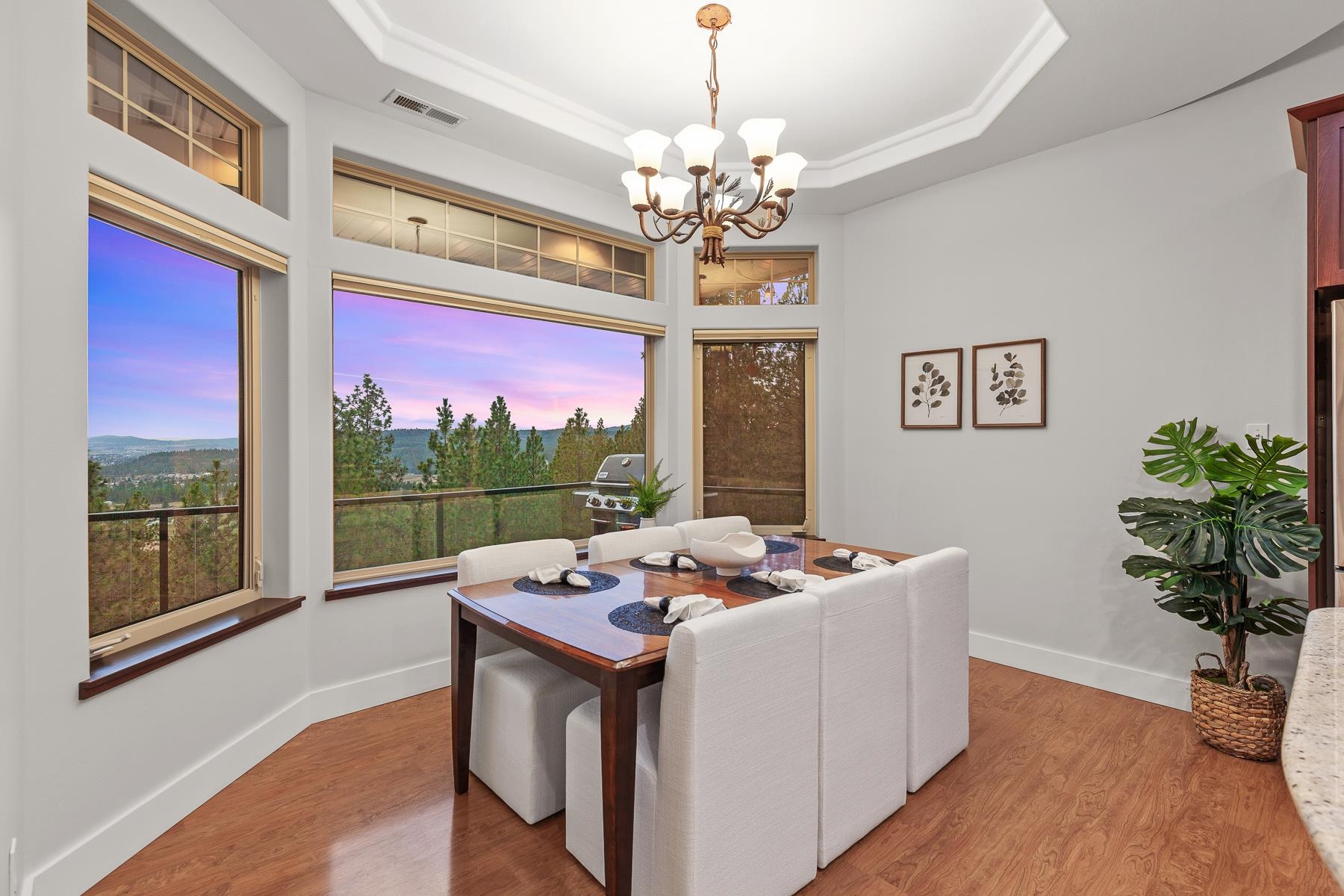 Newman Lake, Washington, 99025, United States, 3 Bedrooms Bedrooms, ,4 BathroomsBathrooms,Residential,For Sale,2028659