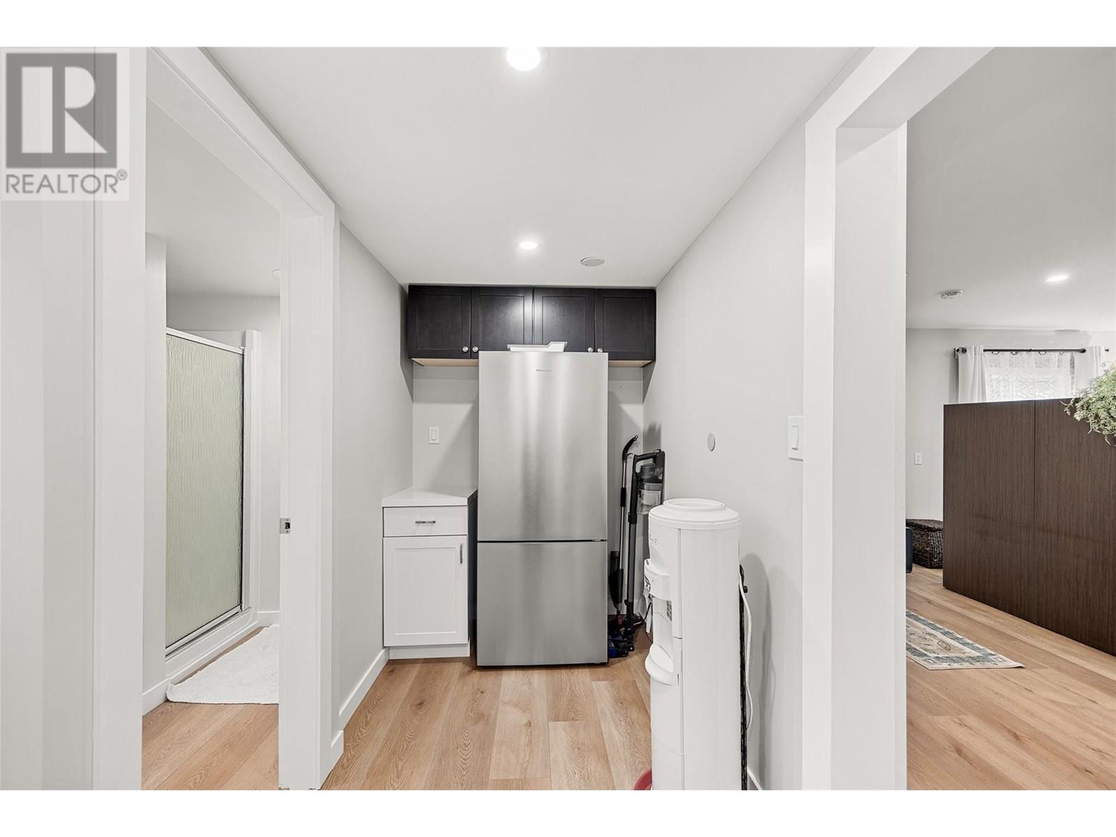 KELOWNA, British Columbia, V1X 5W5, CA, 3 Bedrooms Bedrooms, ,2 BathroomsBathrooms,Residential,For Sale,1950193