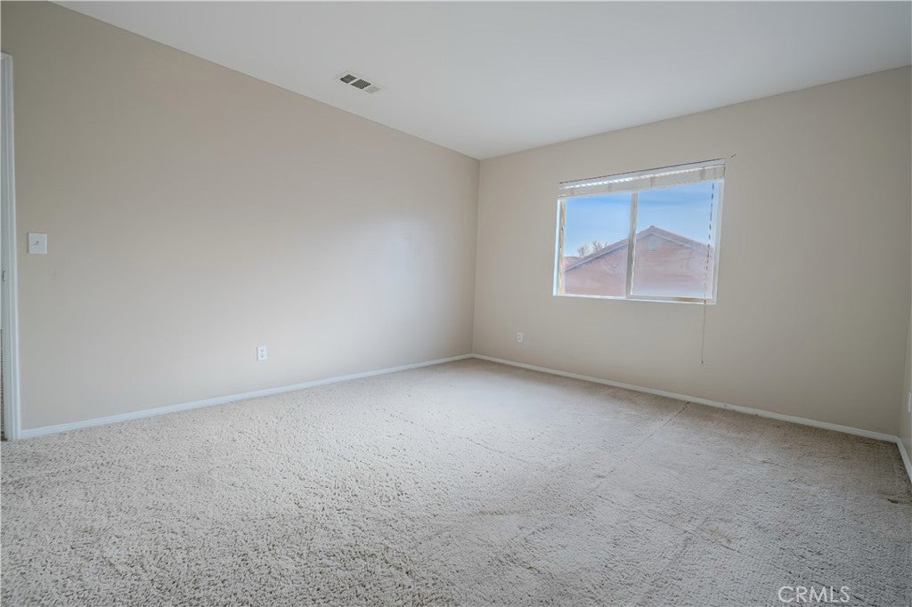 Victorville, California, 92394, United States, 5 Bedrooms Bedrooms, ,3 BathroomsBathrooms,Residential,For Sale,2005536