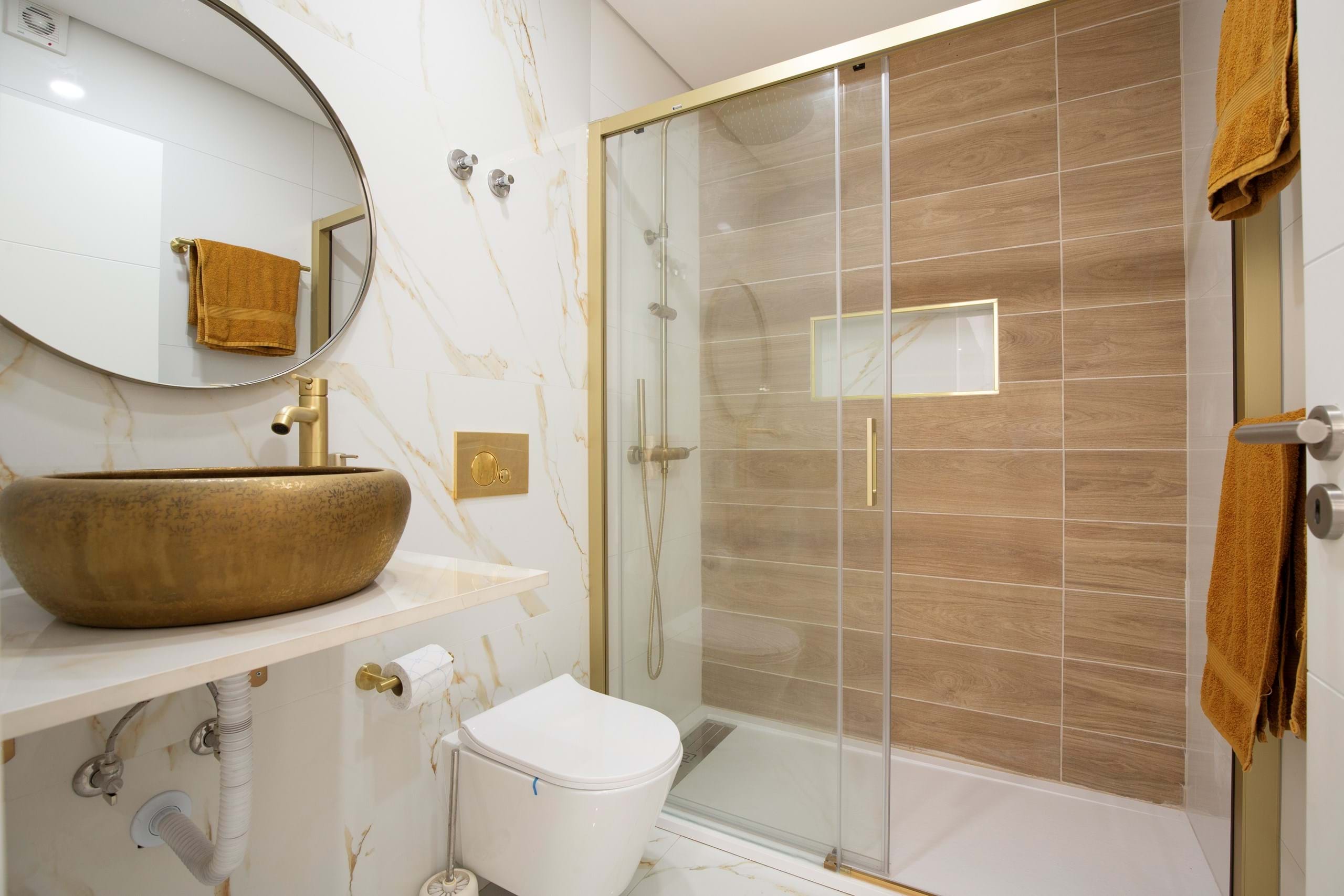 Almada, Setúbal, 2820-638, PT, 4 Bedrooms Bedrooms, ,2 BathroomsBathrooms,Residential,For Sale,1699362