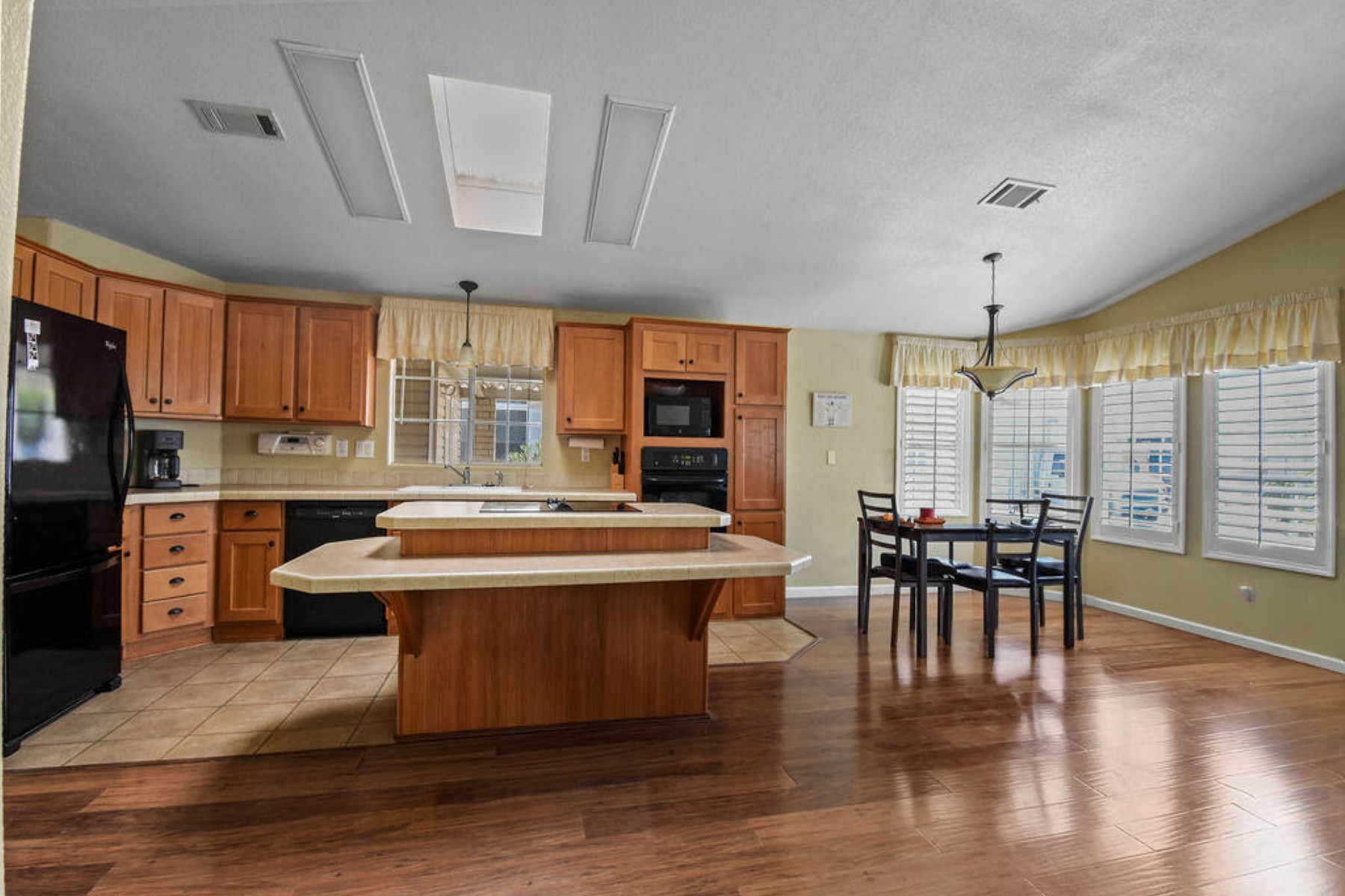 2550 S Ellsworth Road, Mesa, AZ 85209 - 物件實景