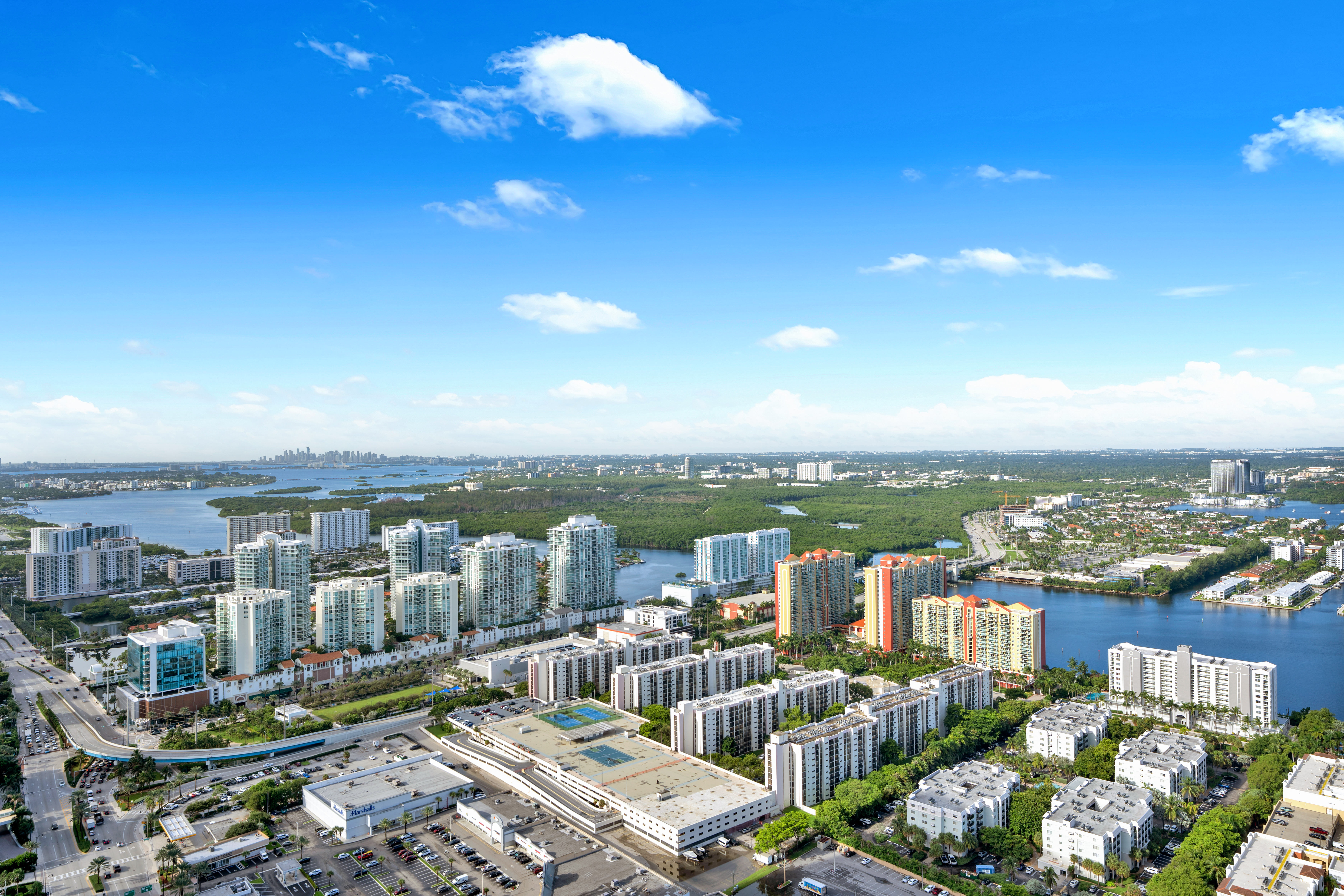  17141 Collins Ave, Sunny Isles Beach, FL, 33160 - 物件實景