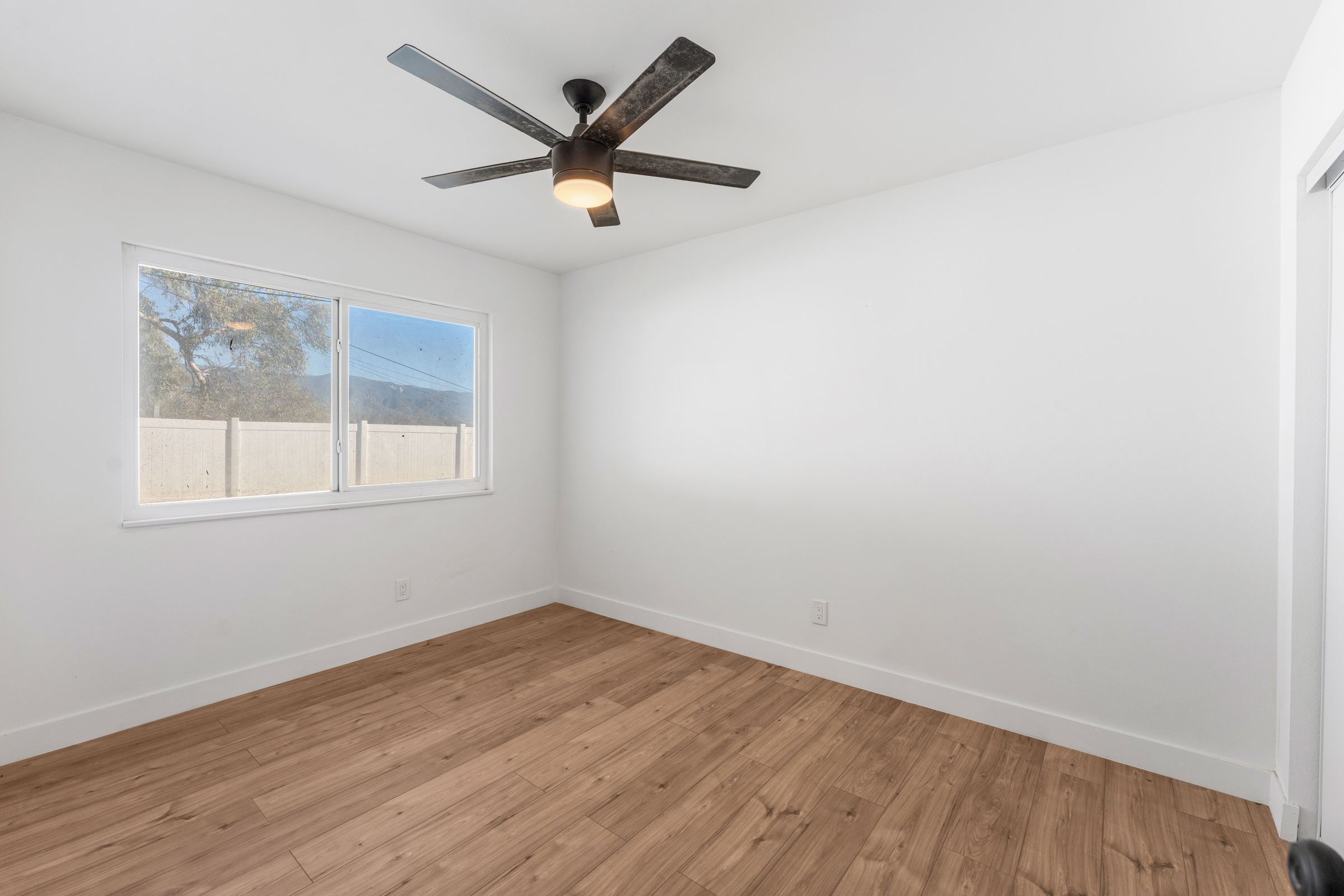 Rialto, California, 92376, United States, 4 Bedrooms Bedrooms, ,2 BathroomsBathrooms,Residential,For Sale,2006386