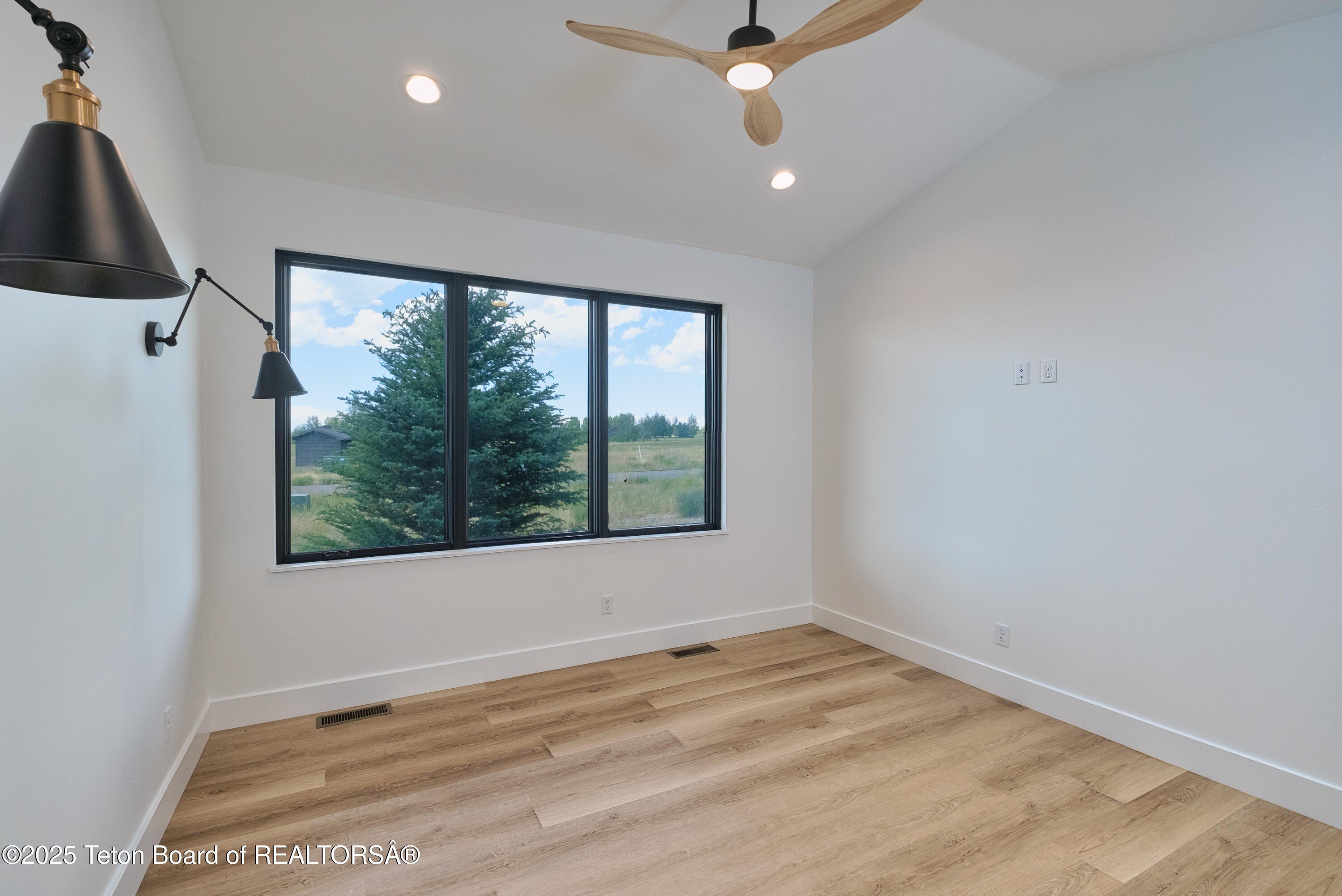 Victor, Idaho, 83455, United States, 4 Bedrooms Bedrooms, ,4 BathroomsBathrooms,Residential,For Sale,1979120