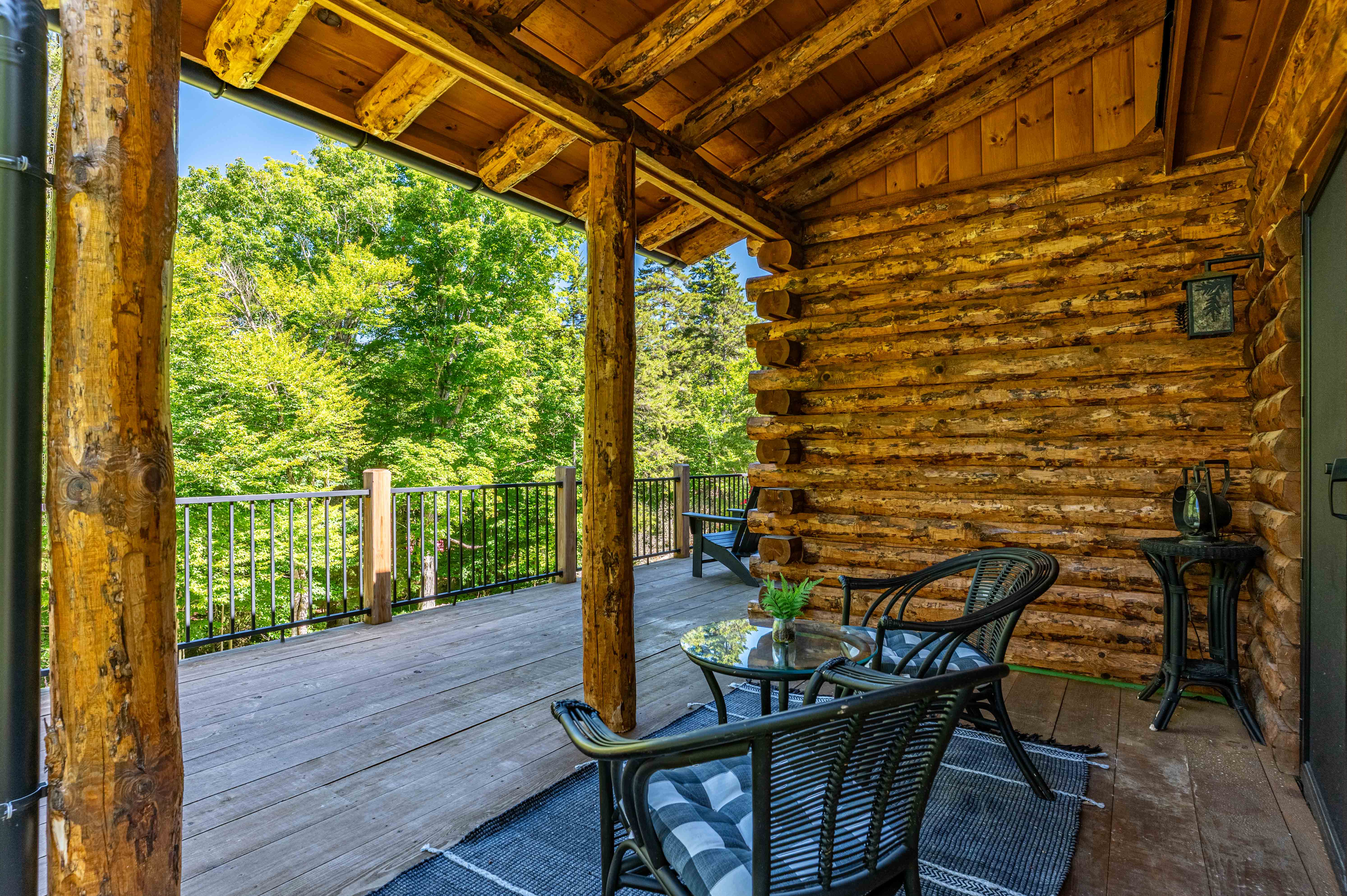  Log Cabin with Flair - 物件實景