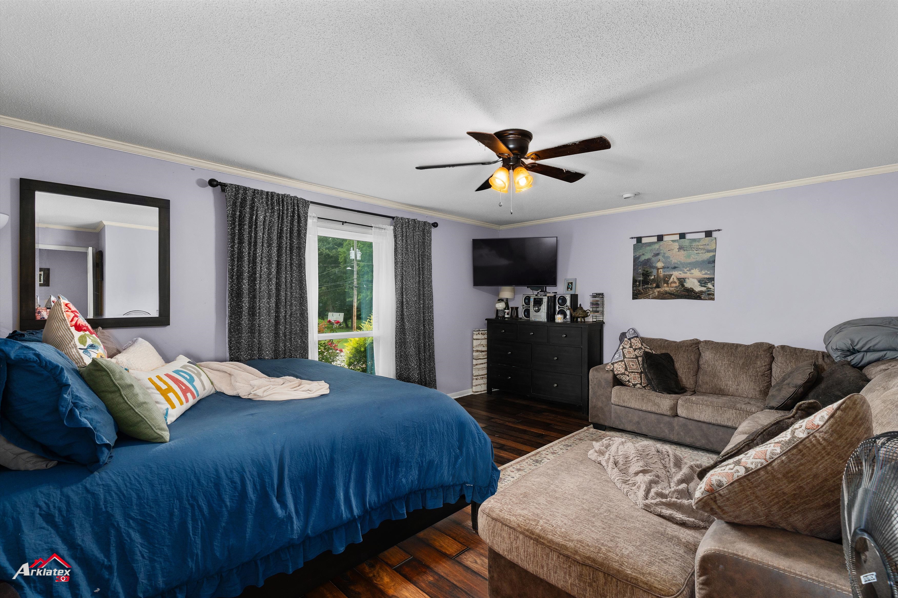 Henderson, Texas, 75654, United States, 3 Bedrooms Bedrooms, ,4 BathroomsBathrooms,Residential,For Sale,1975189