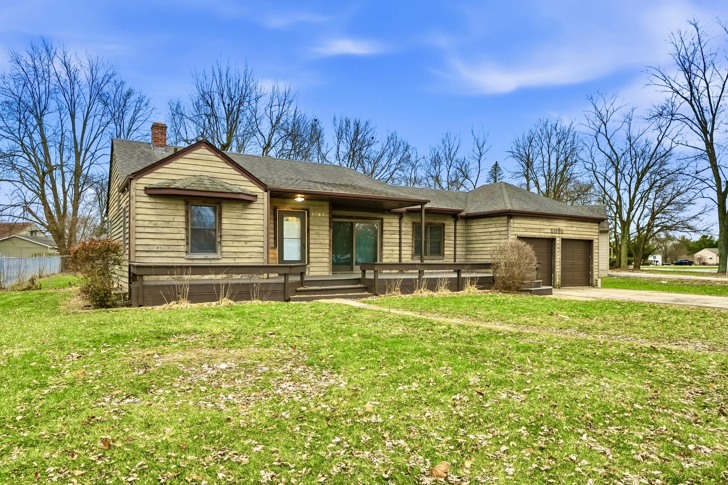 62nd Pl, Merrillville, IN 46410