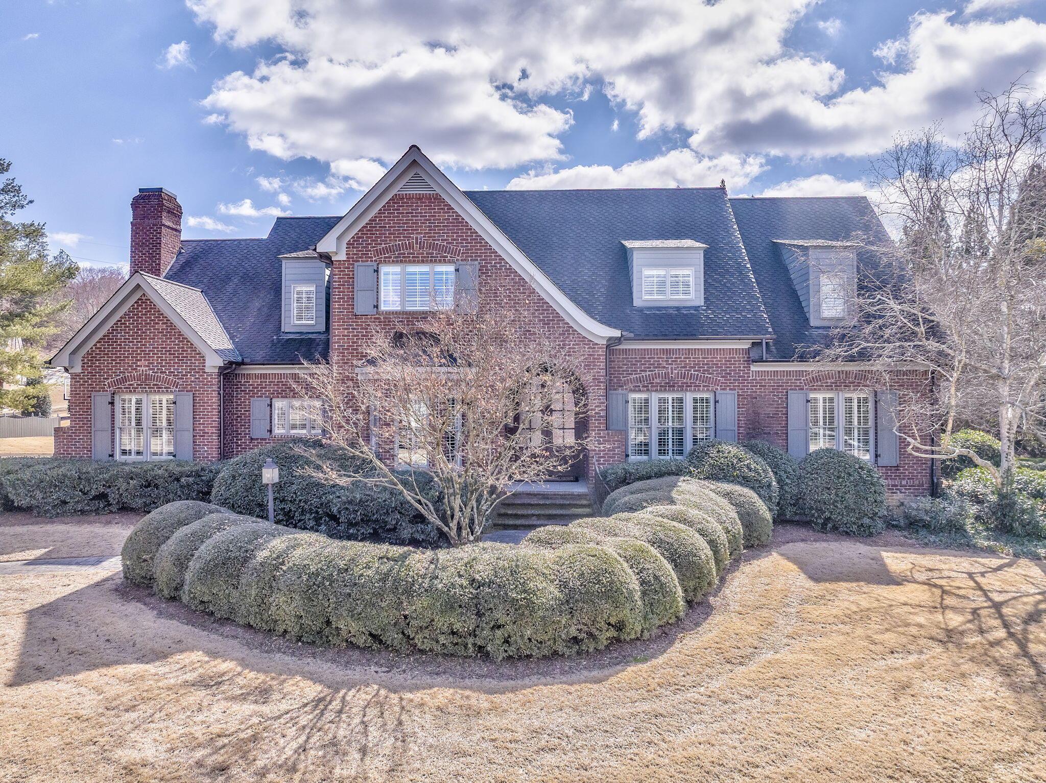 Dalton, Georgia, 30720, United States, 5 Bedrooms Bedrooms, ,7 BathroomsBathrooms,Residential,For Sale,1728707