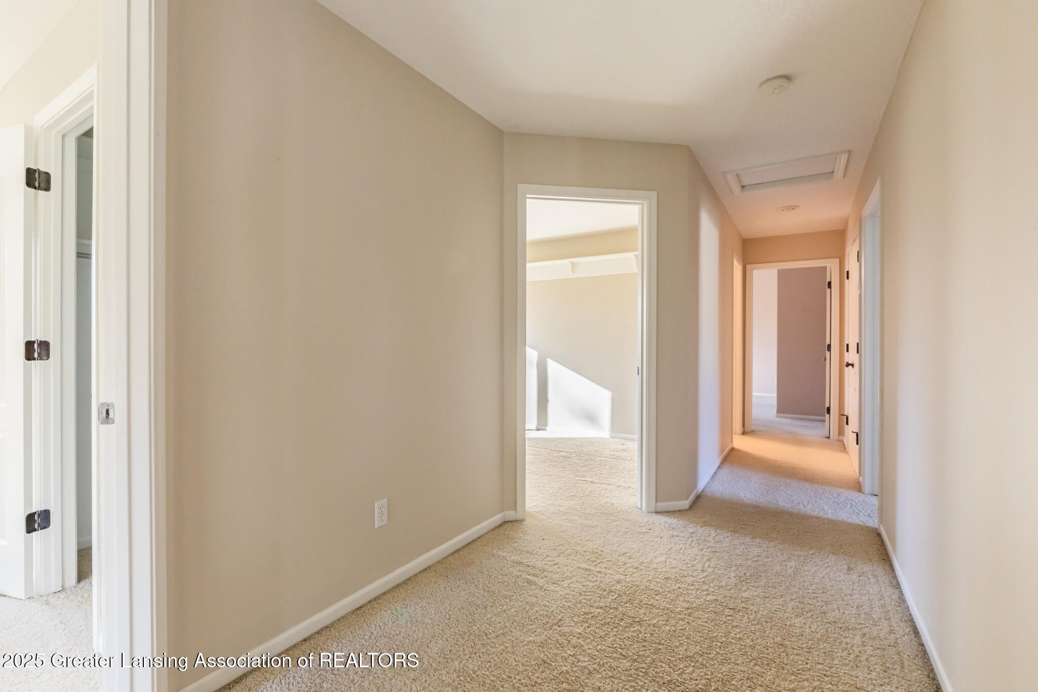 East Lansing, Michigan, 48823, United States, 5 Bedrooms Bedrooms, ,3 BathroomsBathrooms,Residential,For Sale,1991518