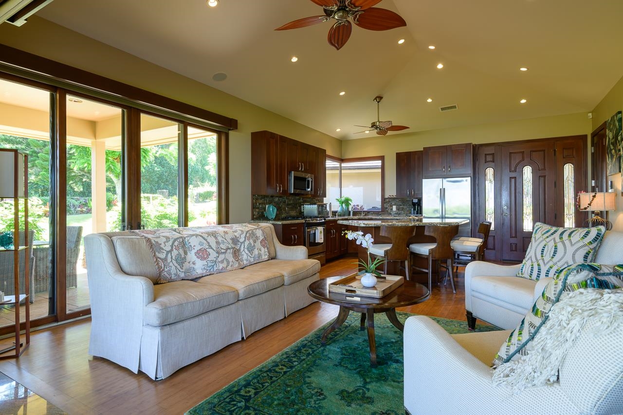 Lahaina, Hawaii, 96761, United States, 4 Bedrooms Bedrooms, ,6 BathroomsBathrooms,Residential,For Sale,1804640