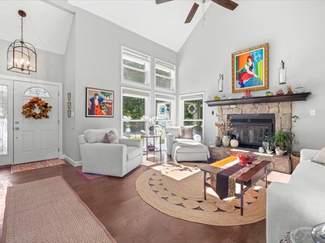 Fort Mill, South Carolina, 29708, United States, 4 Bedrooms Bedrooms, ,3 BathroomsBathrooms,Residential,For Sale,1977828