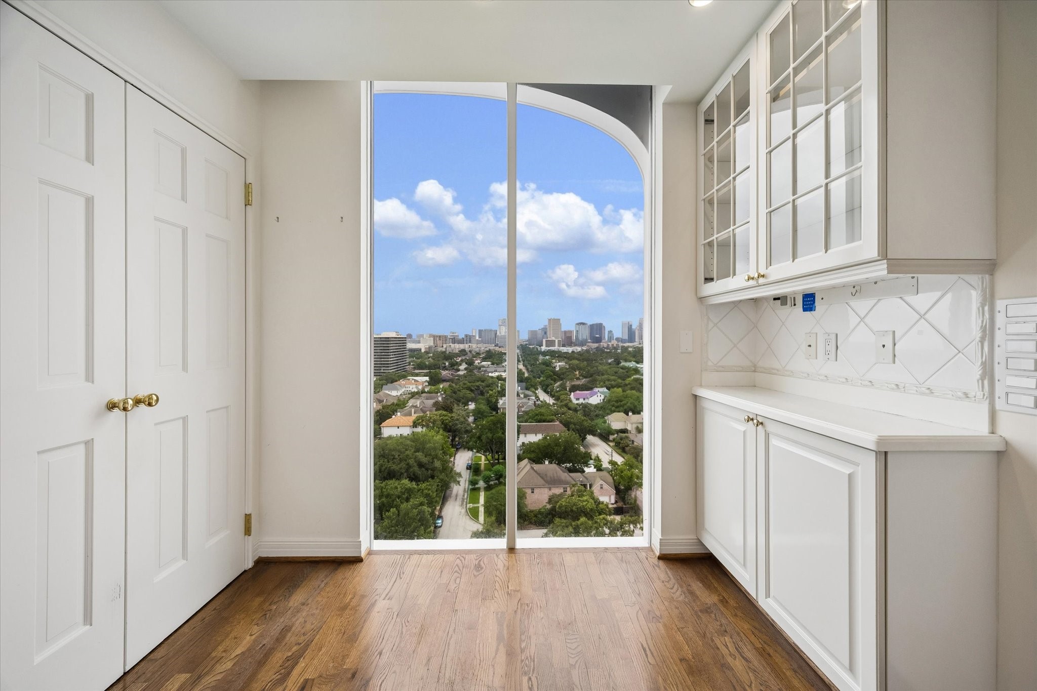  3711 San Felipe Street #14A - 物件實景