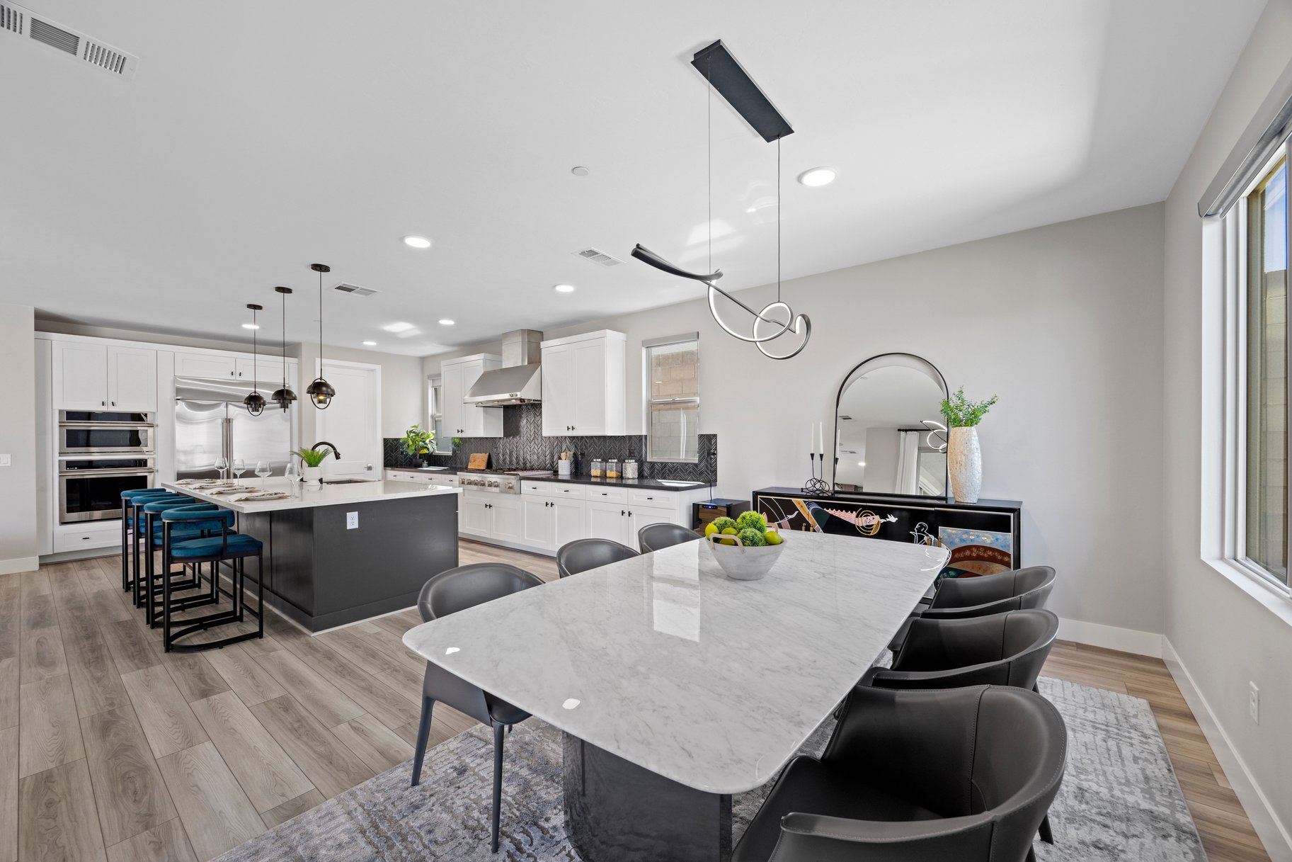  Upgraded Summerlin West Gated Home with Strip & Mountain Views - 物件實景