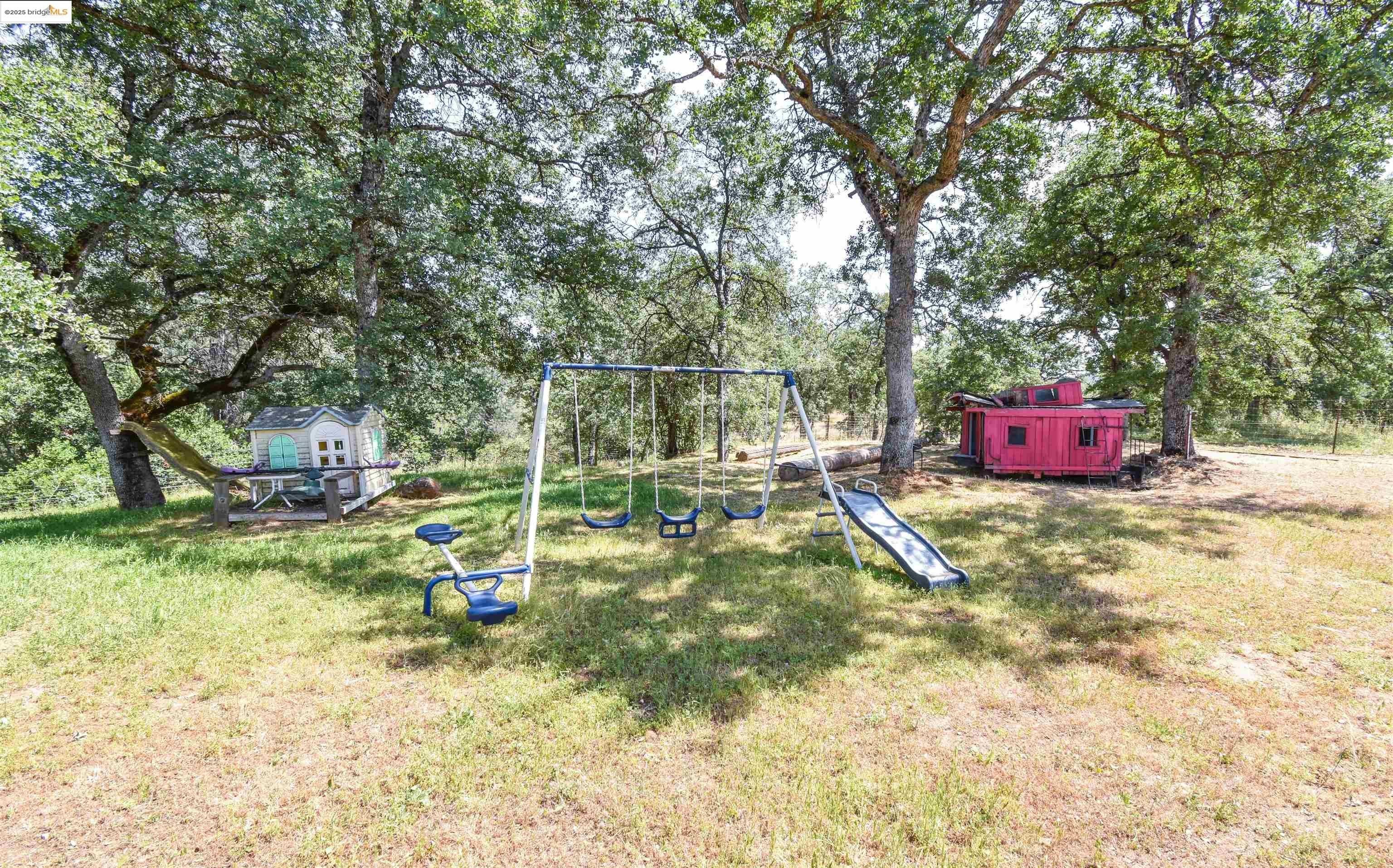 Jamestown, California, 95327, United States, 3 Bedrooms Bedrooms, ,2 BathroomsBathrooms,Residential,For Sale,1828112