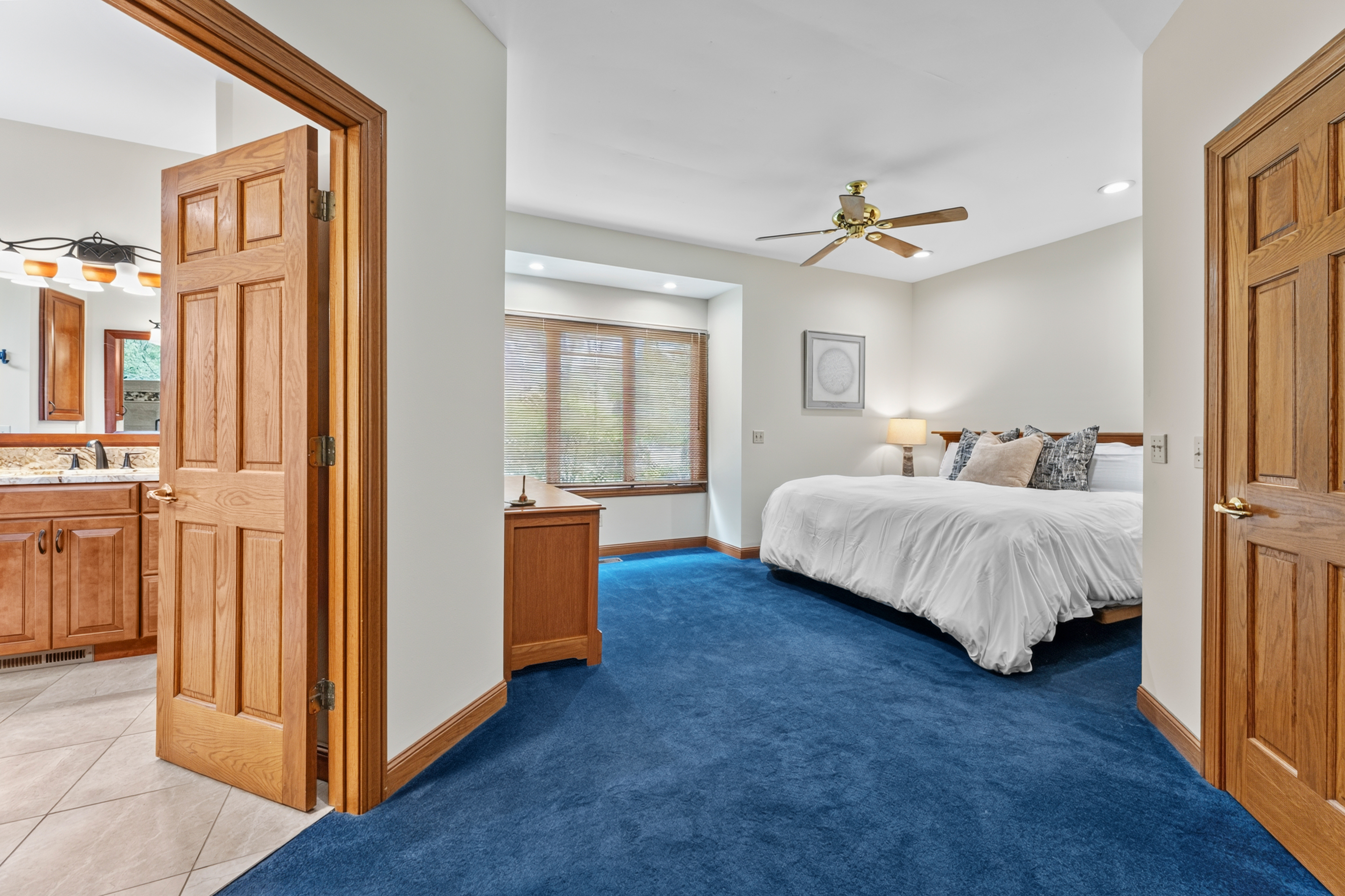  Light-Filled Contemporary on 2.35 Acres in Ladue - 物件實景