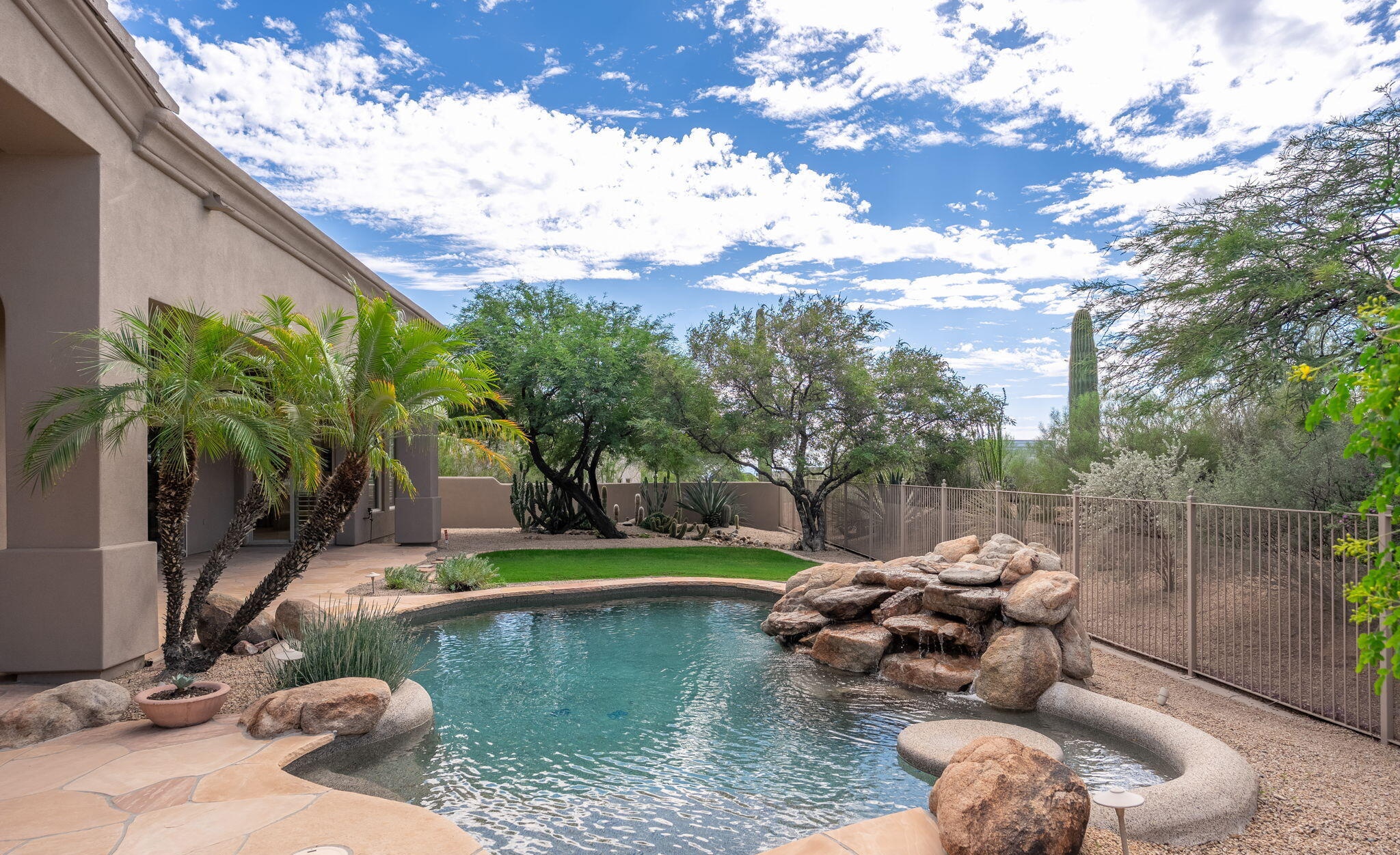  10801 E Happy Valley Rd #106  Scottsdale, AZ - 物件實景