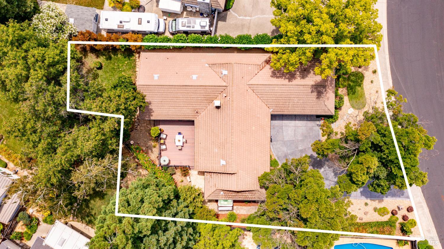 Vacaville, California, 95688, United States, 4 Bedrooms Bedrooms, ,2 BathroomsBathrooms,Residential,For Sale,1857826