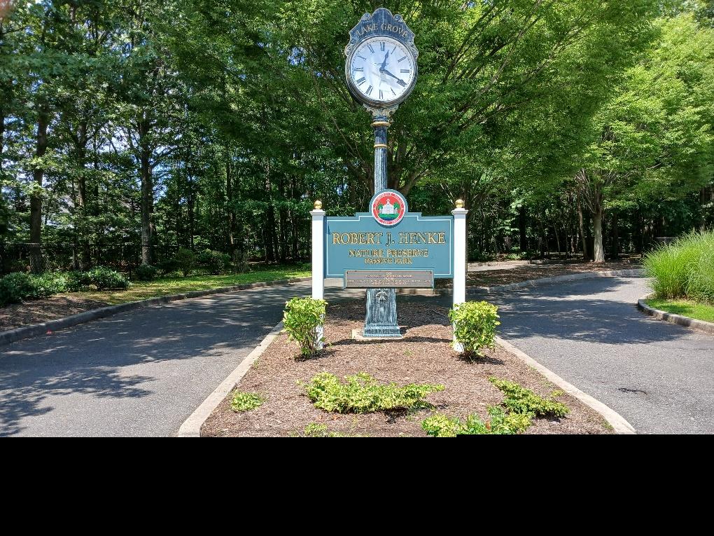 Lake Grove, New York, 11755, United States, 4 Bedrooms Bedrooms, ,4 BathroomsBathrooms,Residential,For Sale,1877046