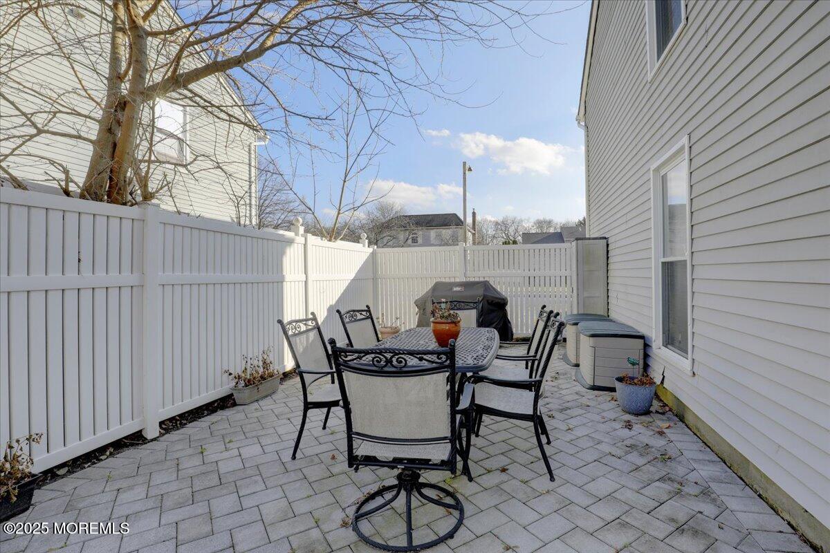Howell, New Jersey, 07731, United States, 4 Bedrooms Bedrooms, ,3 BathroomsBathrooms,Residential,For Sale,2005606