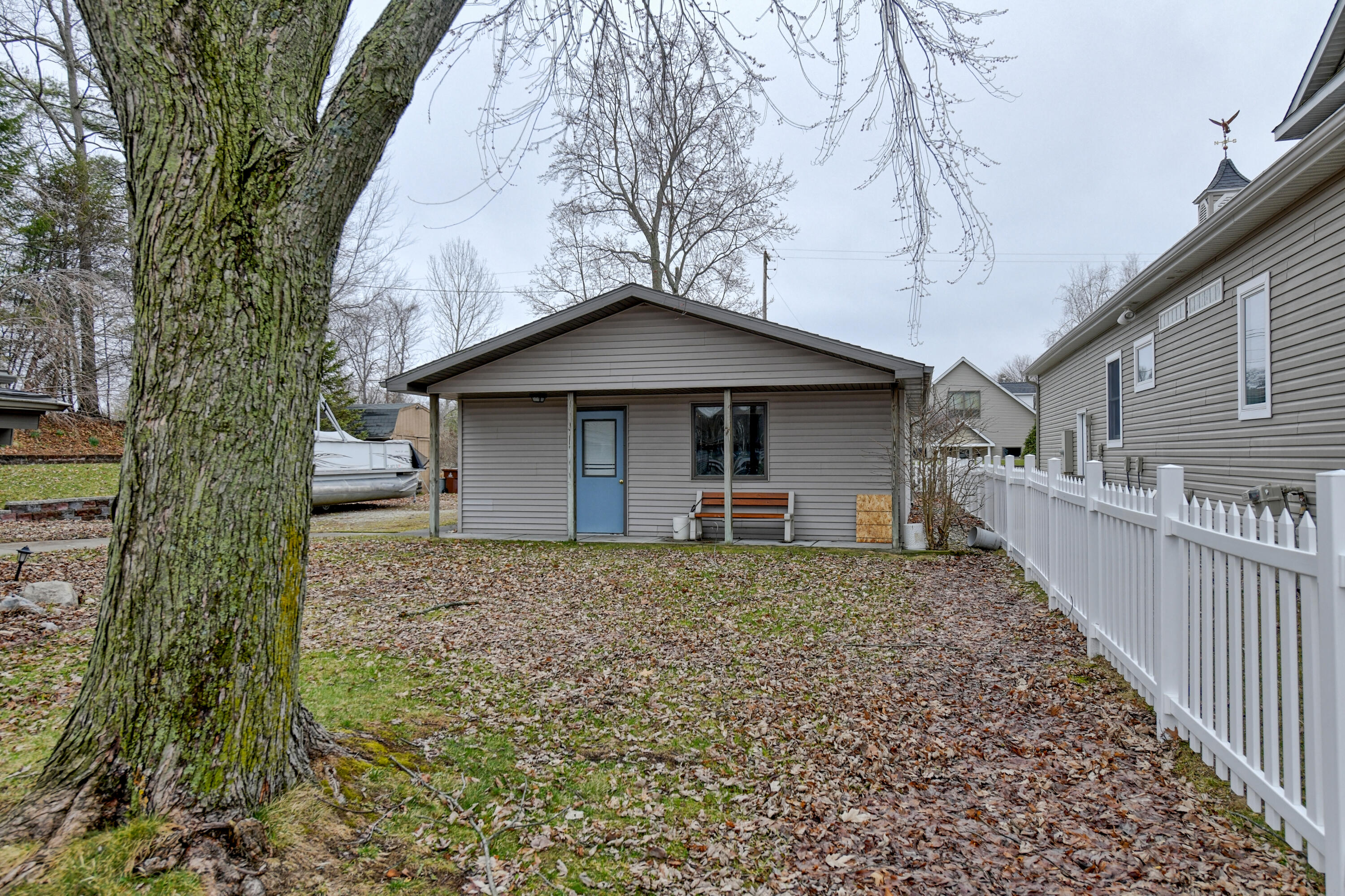 Mecosta, Michigan, 49332, United States, 4 Bedrooms Bedrooms, ,3 BathroomsBathrooms,Residential,For Sale,2035757