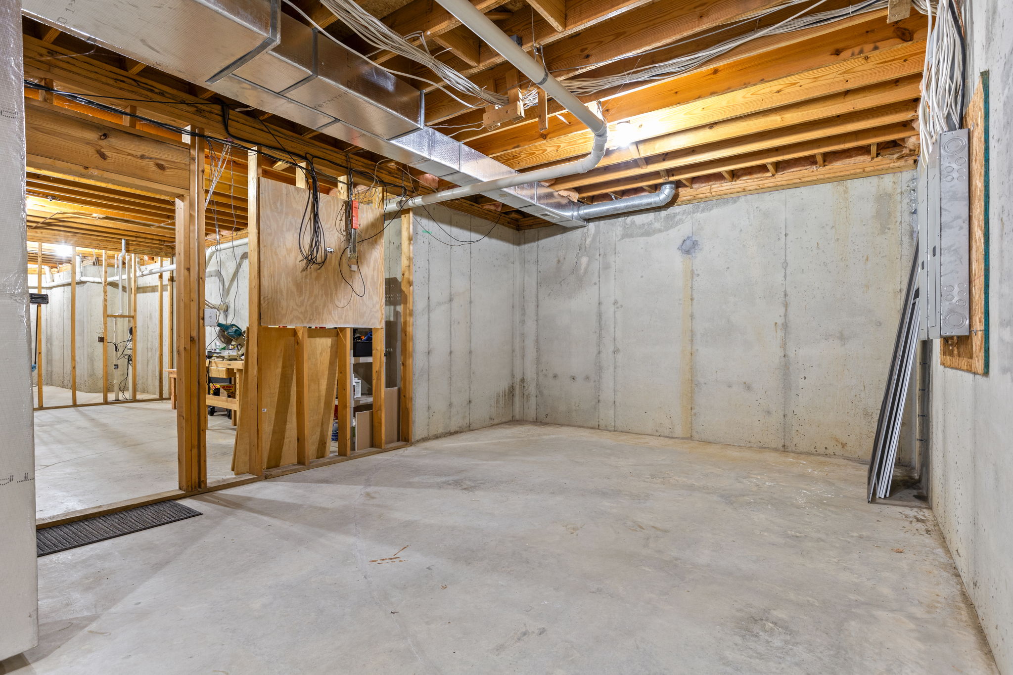  Meticulously Maintained Zionsville Home - 物件實景