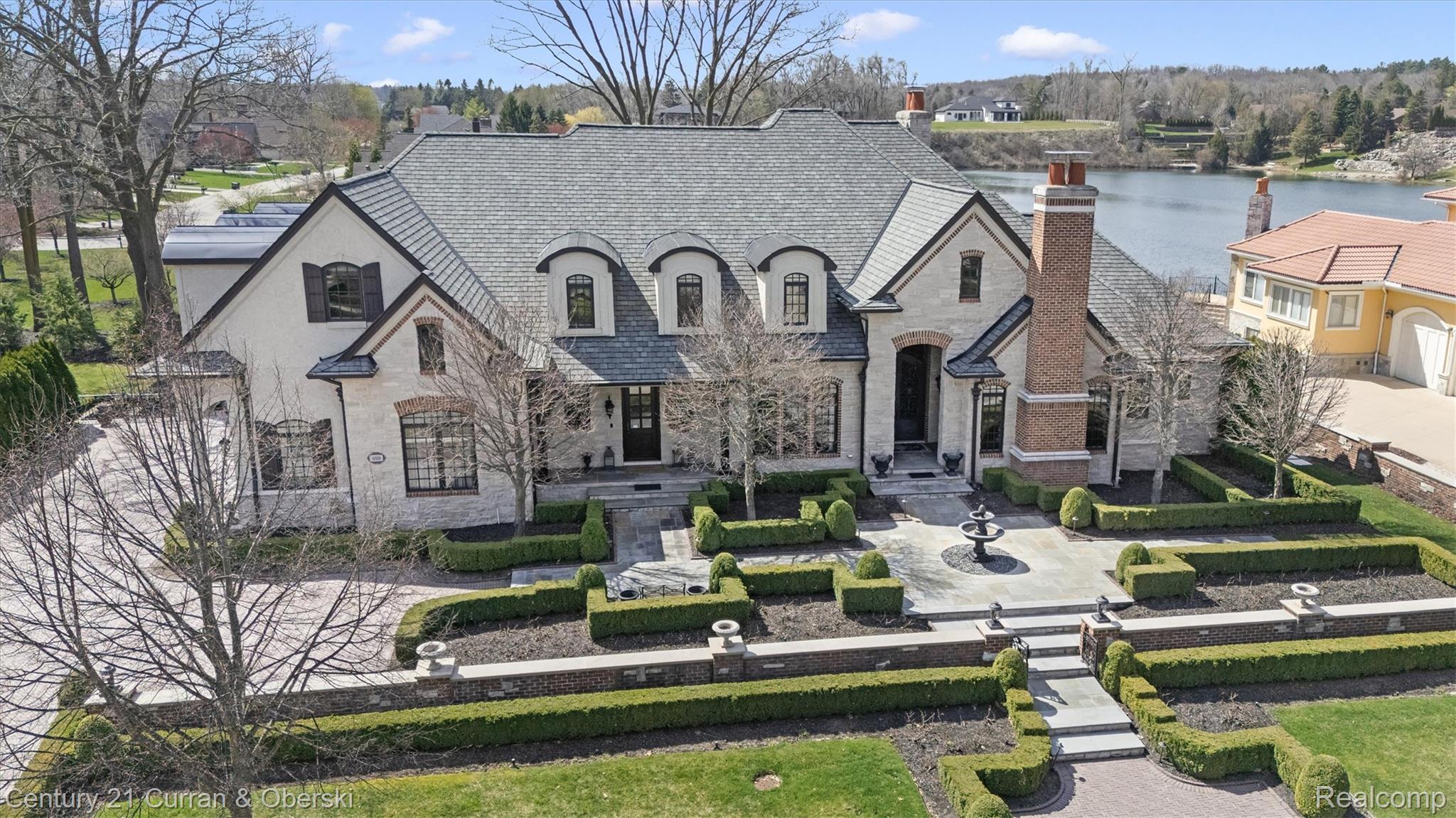 Northville, Michigan, 48168, United States, 4 Bedrooms Bedrooms, ,7 BathroomsBathrooms,Residential,For Sale,2038864