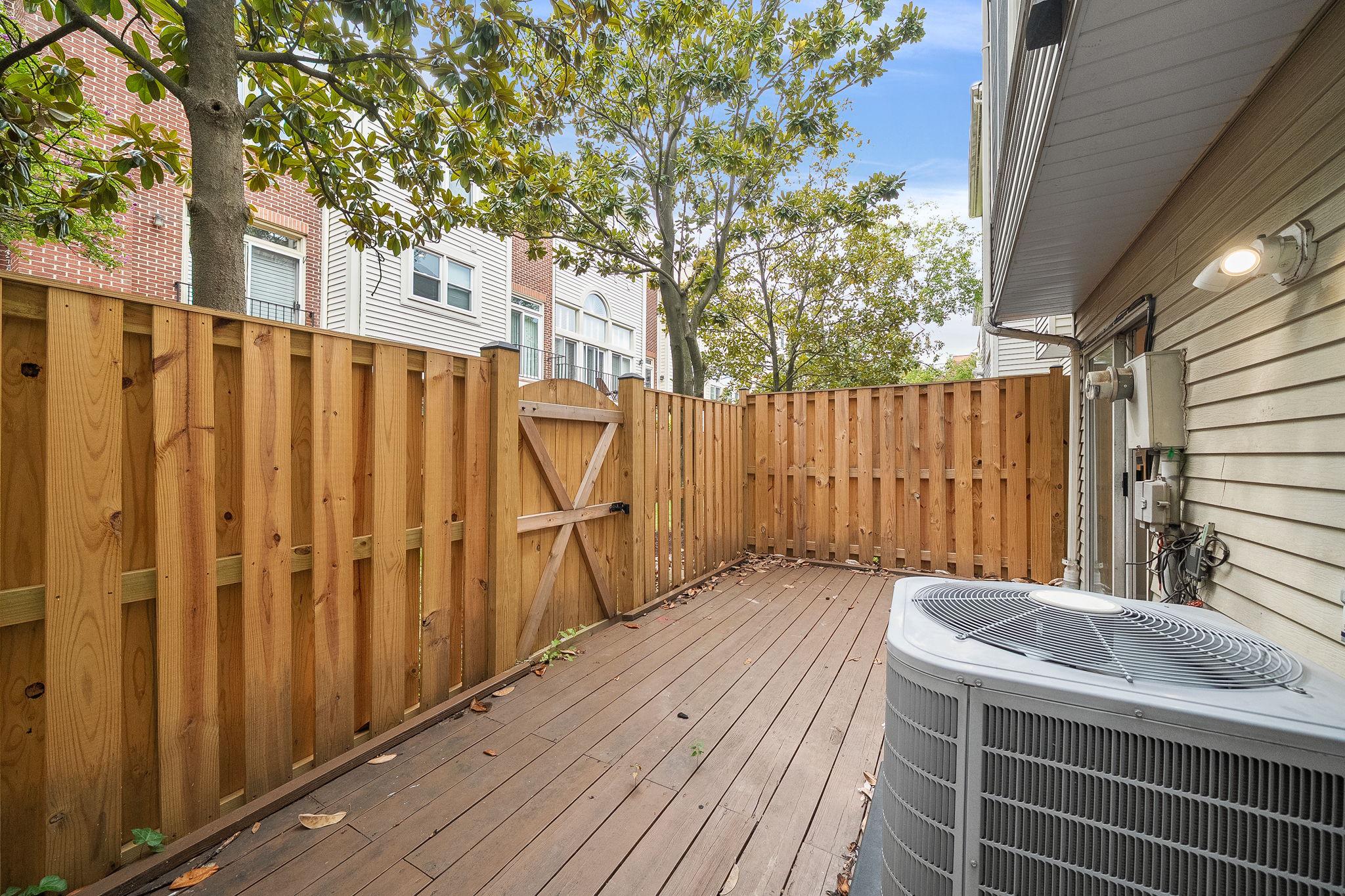  3913 Charles Avenue, Alexandria, VA, 22305 - 物件實景