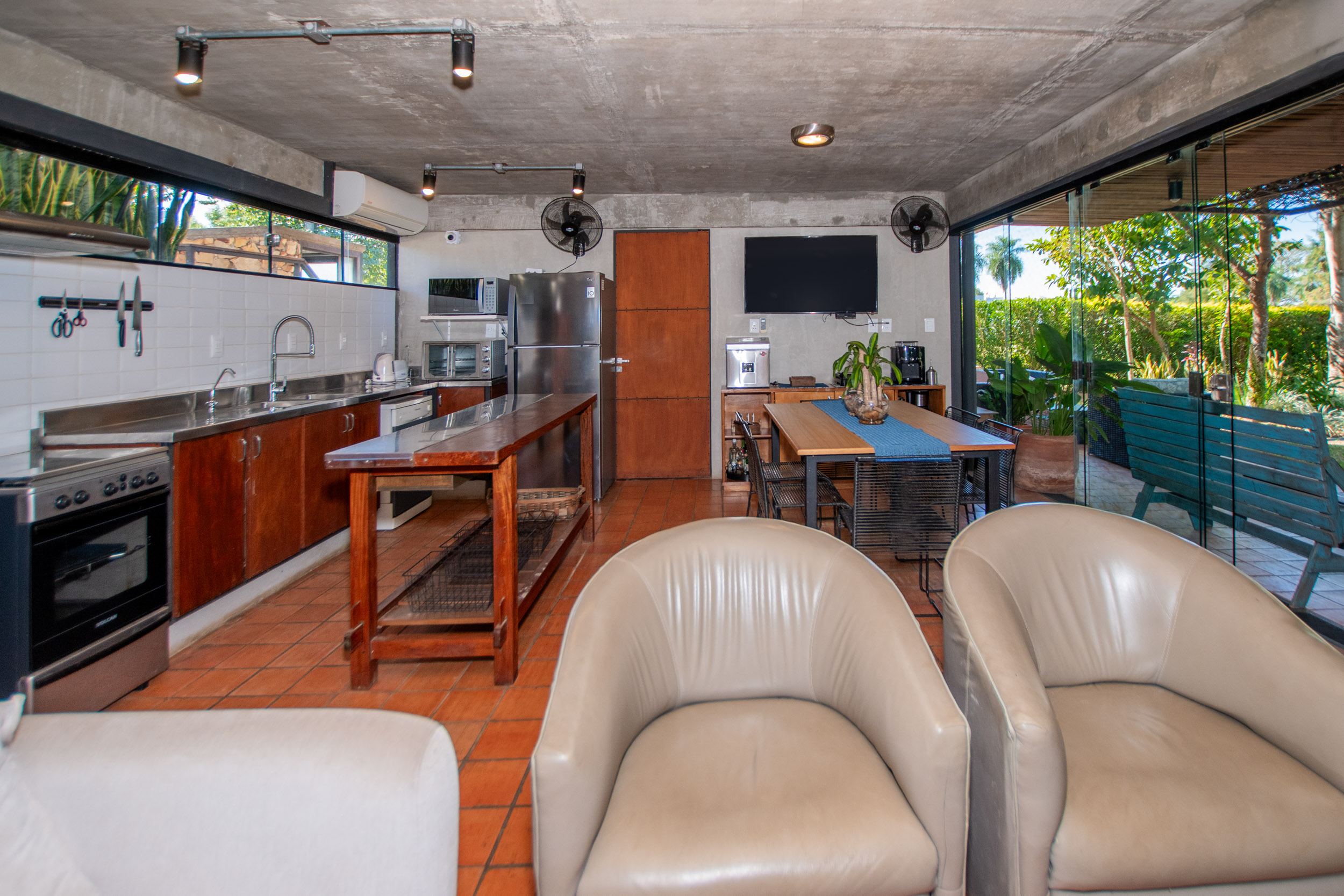  Spacious Fully Furnished Residence in Aqua Village - 物件實景