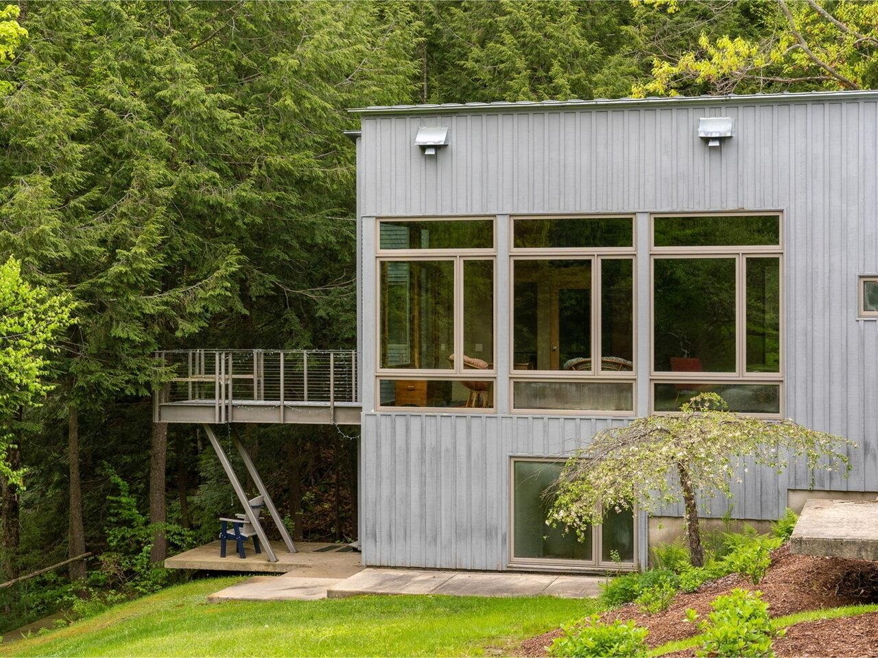 Hubbardton, Vermont, 05735, United States, 5 Bedrooms Bedrooms, ,4 BathroomsBathrooms,Residential,For Sale,1883394