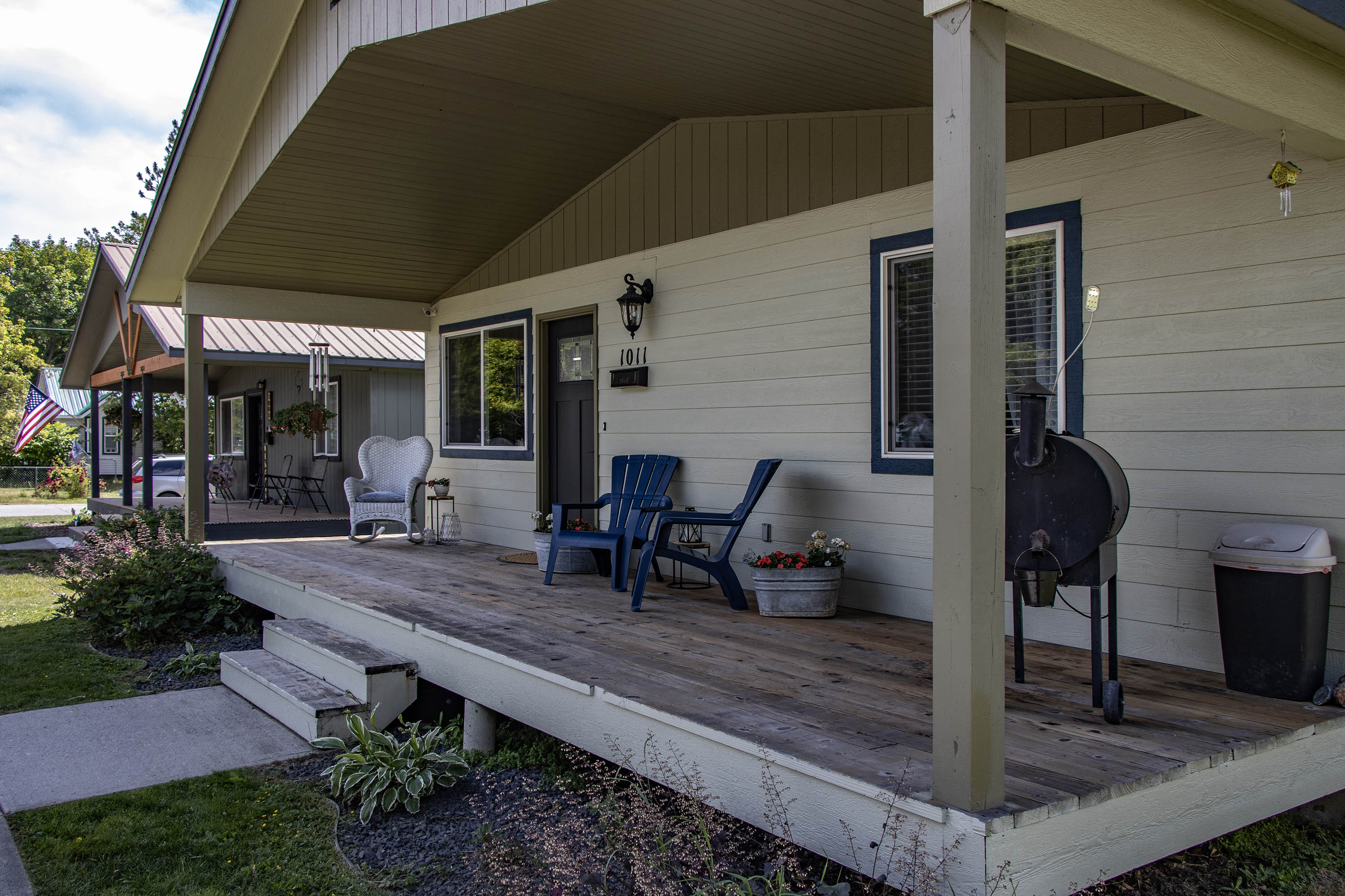 Sandpoint, Idaho, 83864, United States, 4 Bedrooms Bedrooms, ,2 BathroomsBathrooms,Residential,For Sale,1928648