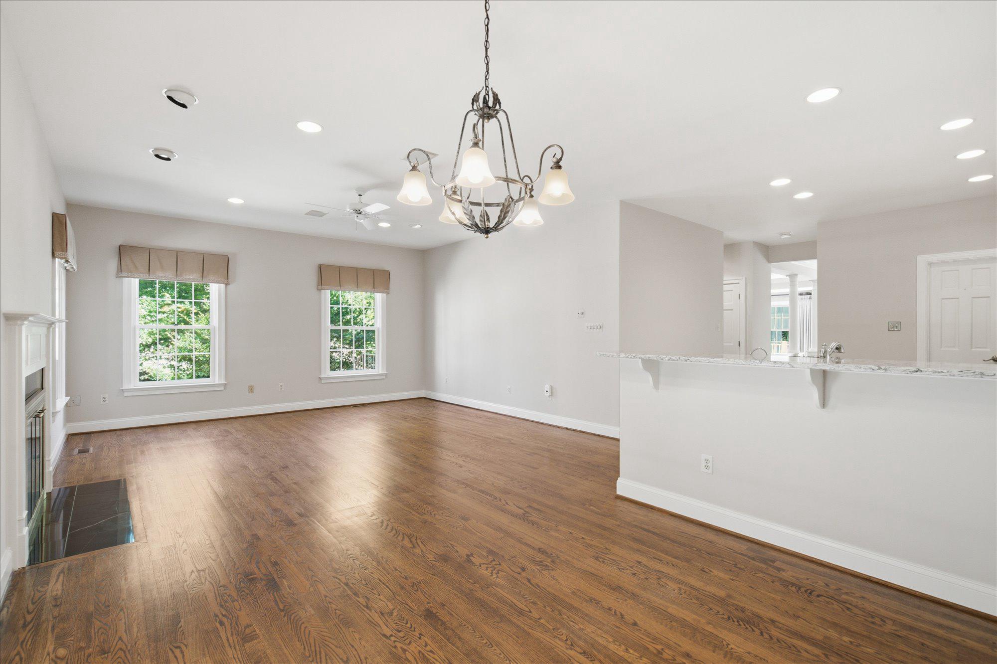  126 Gresham Place, Falls Church, VA, 22046 - 物件實景